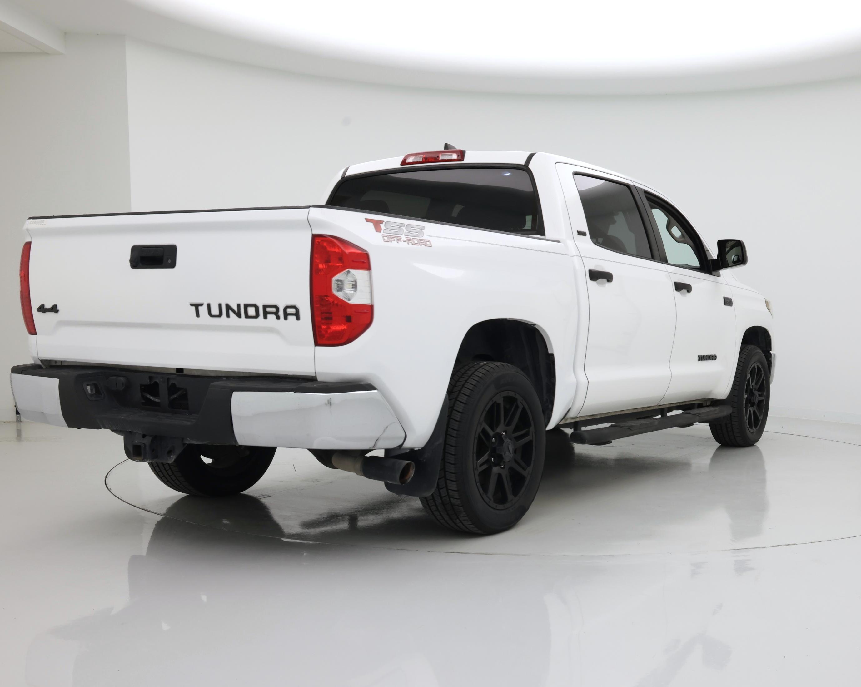 Thumbnail: 2020 Toyota Tundra - 8