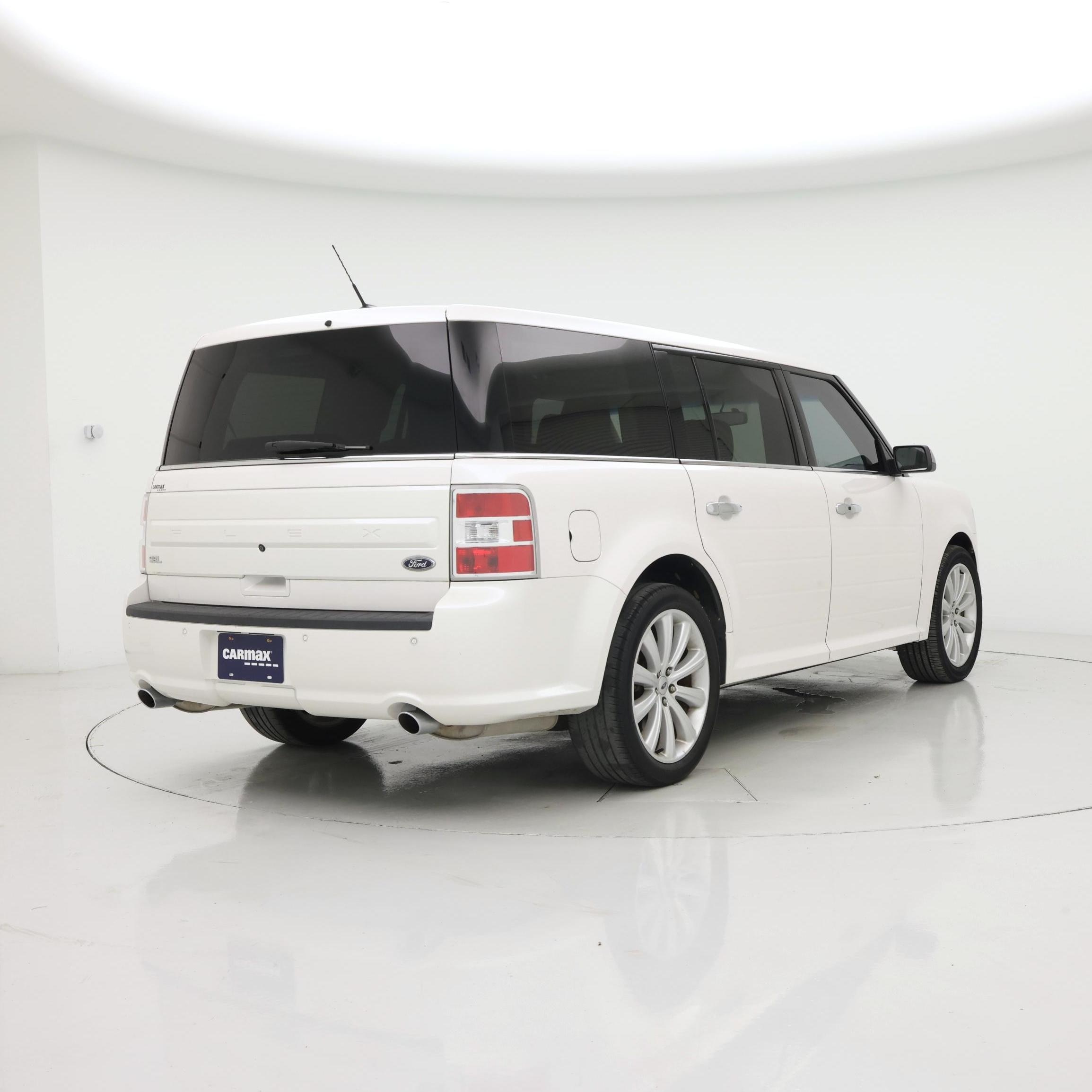 Thumbnail: 2019 Ford Flex - 8