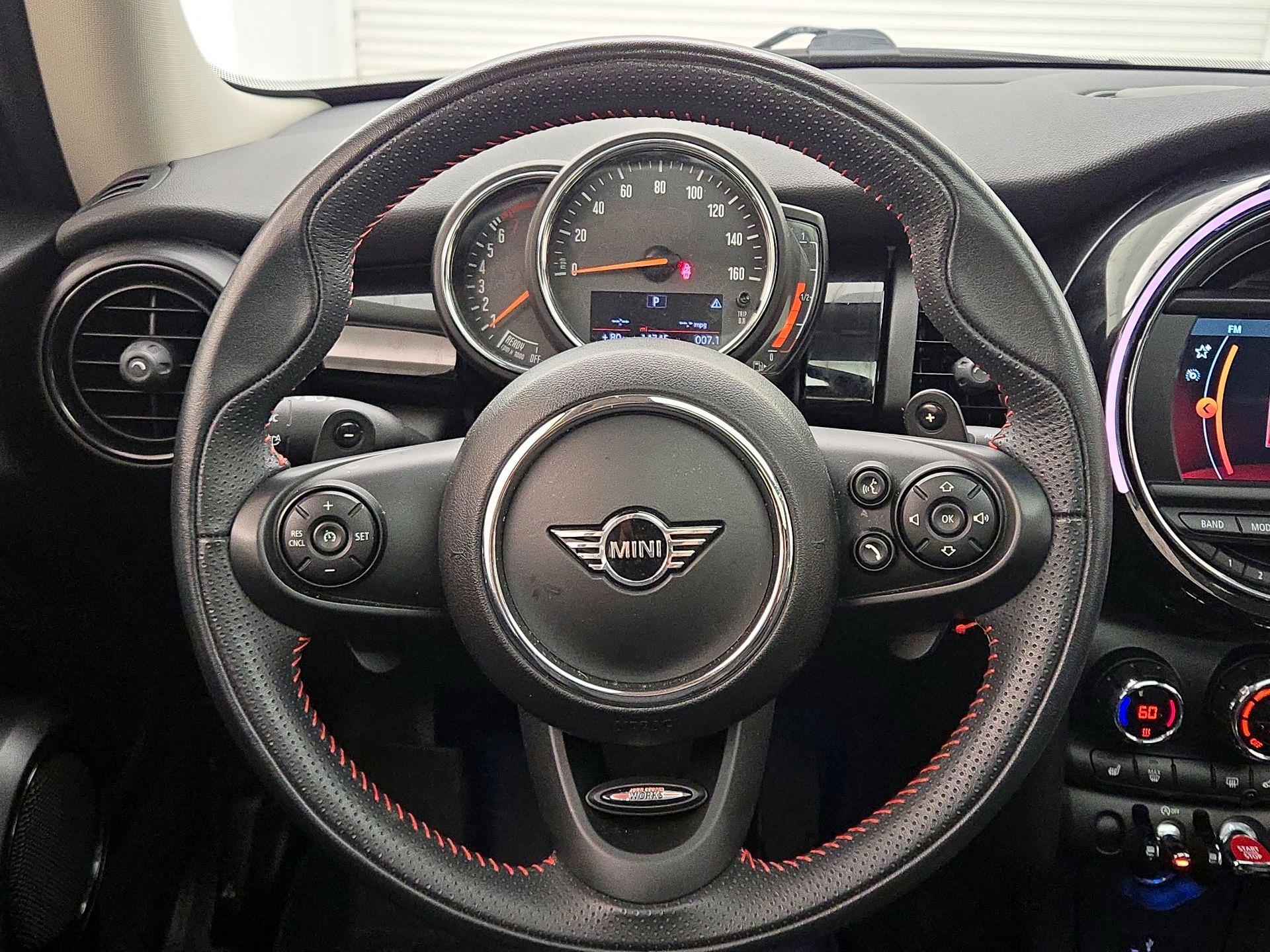 Thumbnail: 2019 MINI Cooper Hardtop - 10