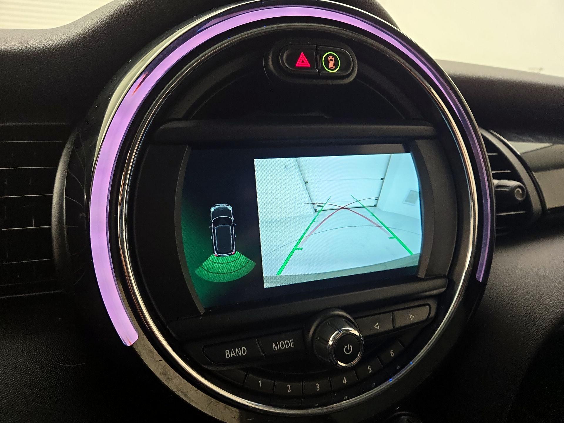 Thumbnail: 2019 MINI Cooper Hardtop - 14