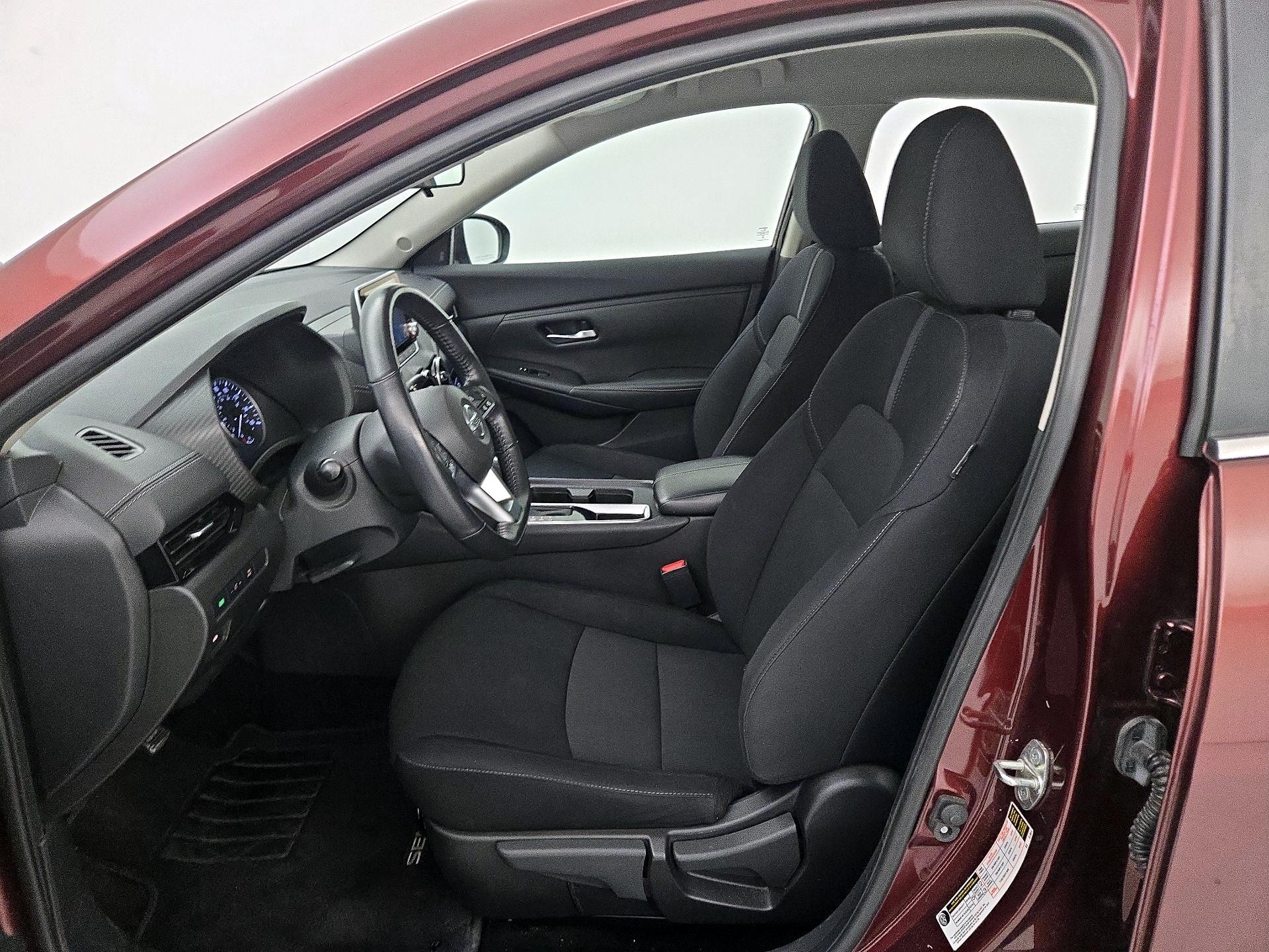 Thumbnail: 2023 Nissan Sentra - 11