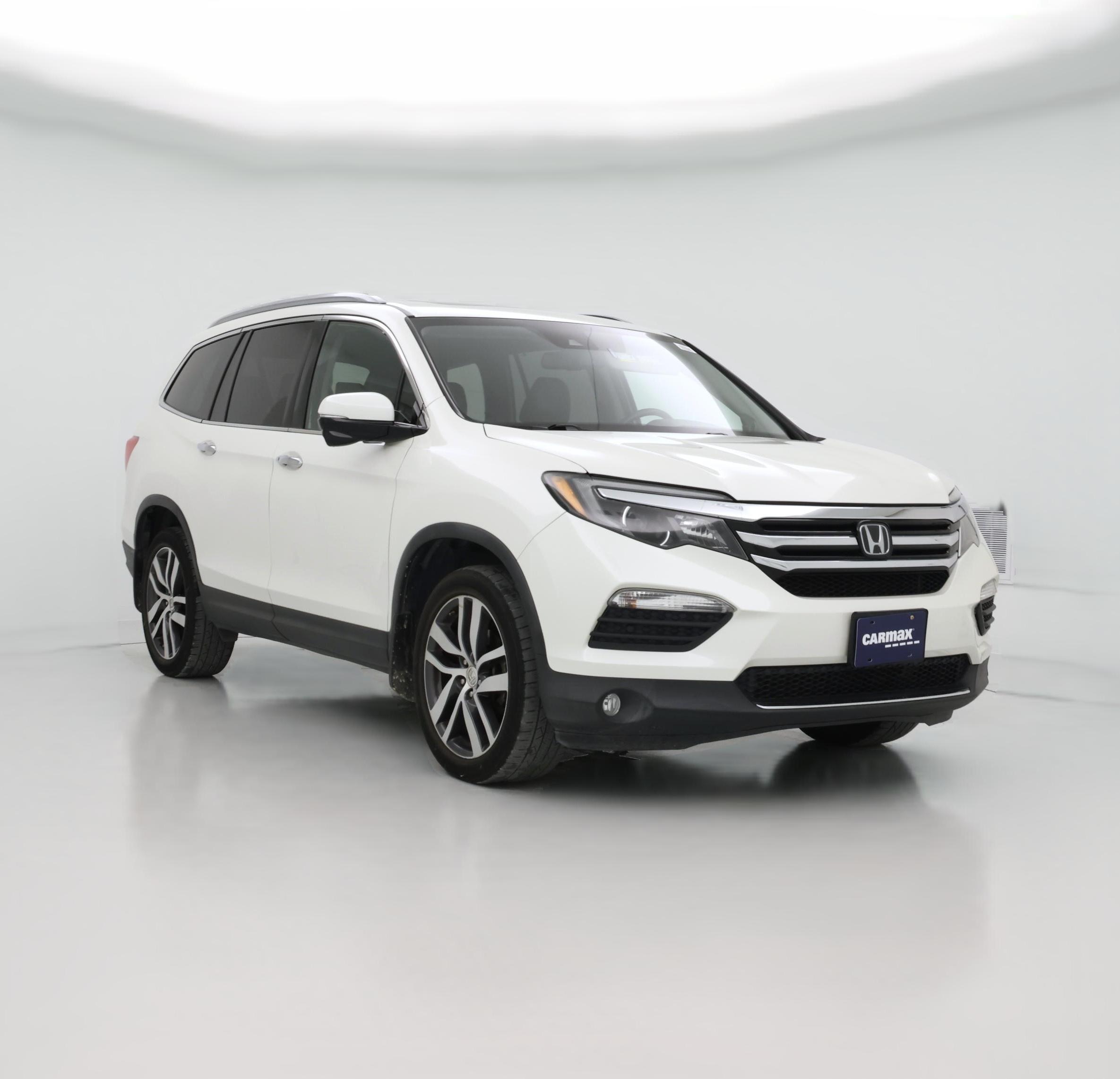 Thumbnail: 2017 Honda Pilot - 1