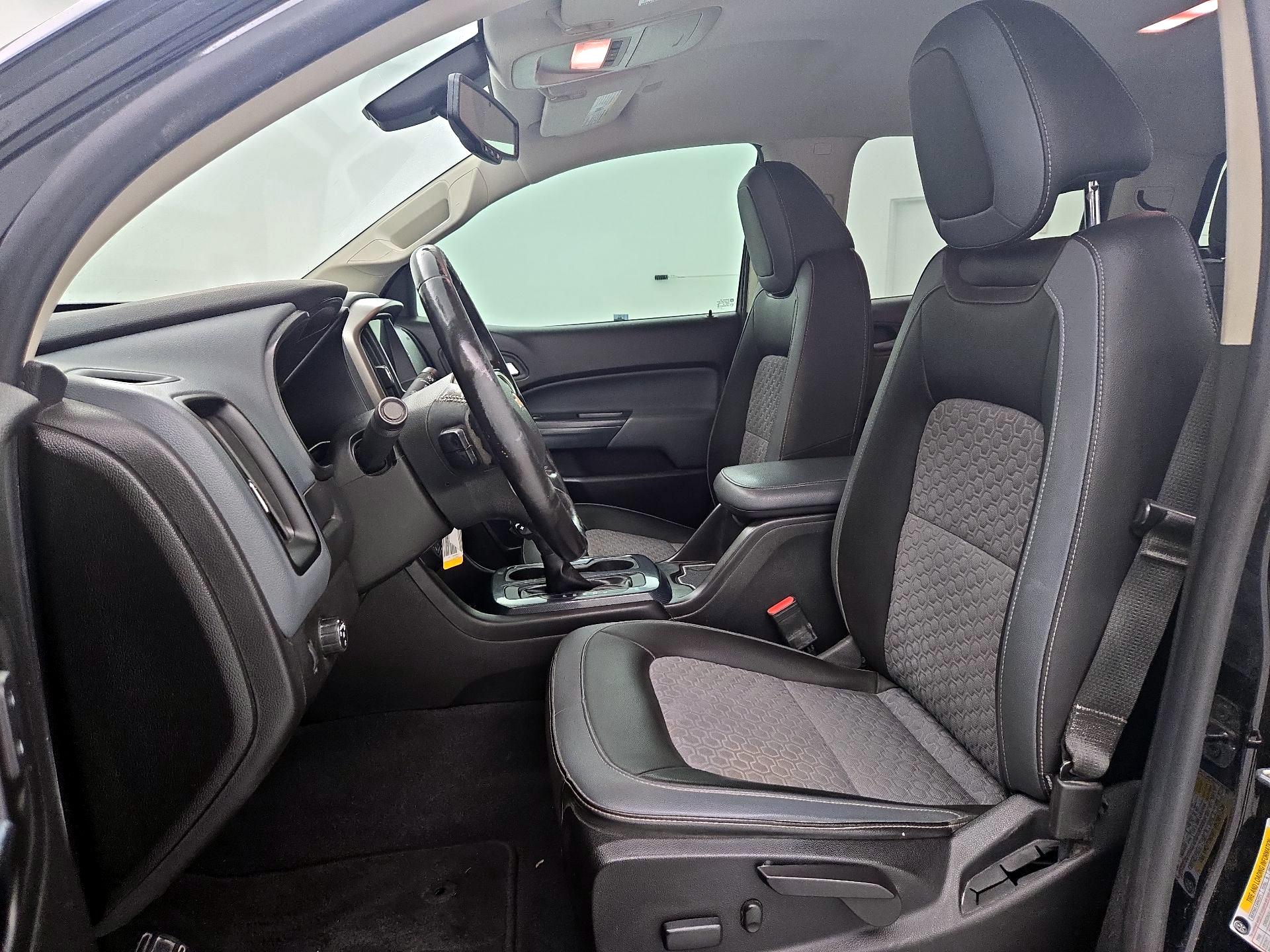 Thumbnail: 2021 Chevrolet Colorado - 11