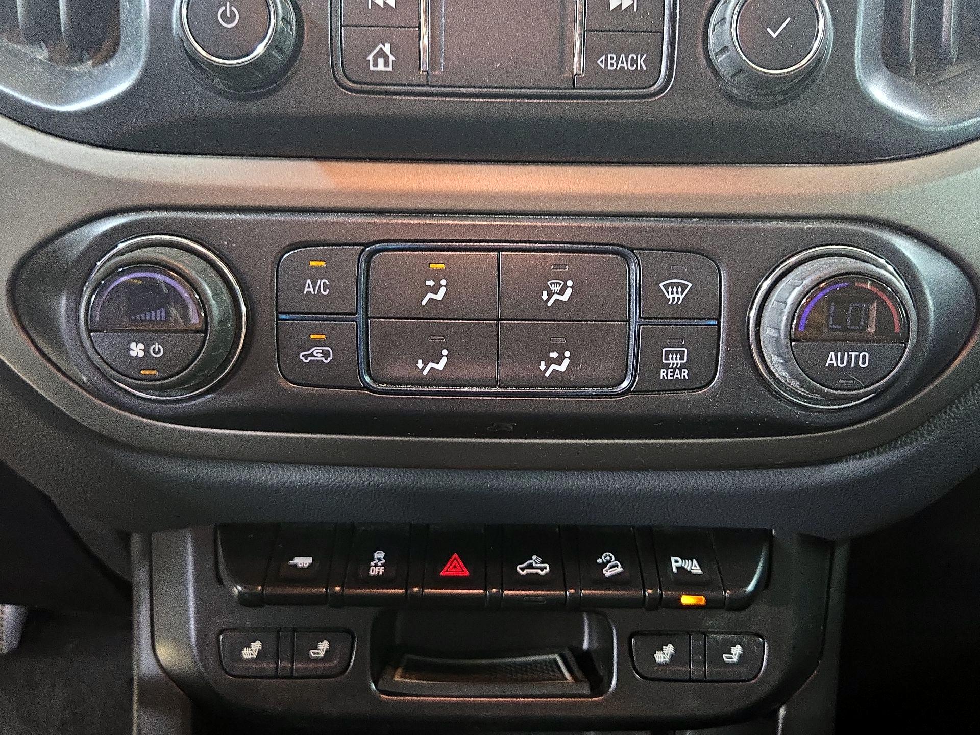 Thumbnail: 2021 Chevrolet Colorado - 16