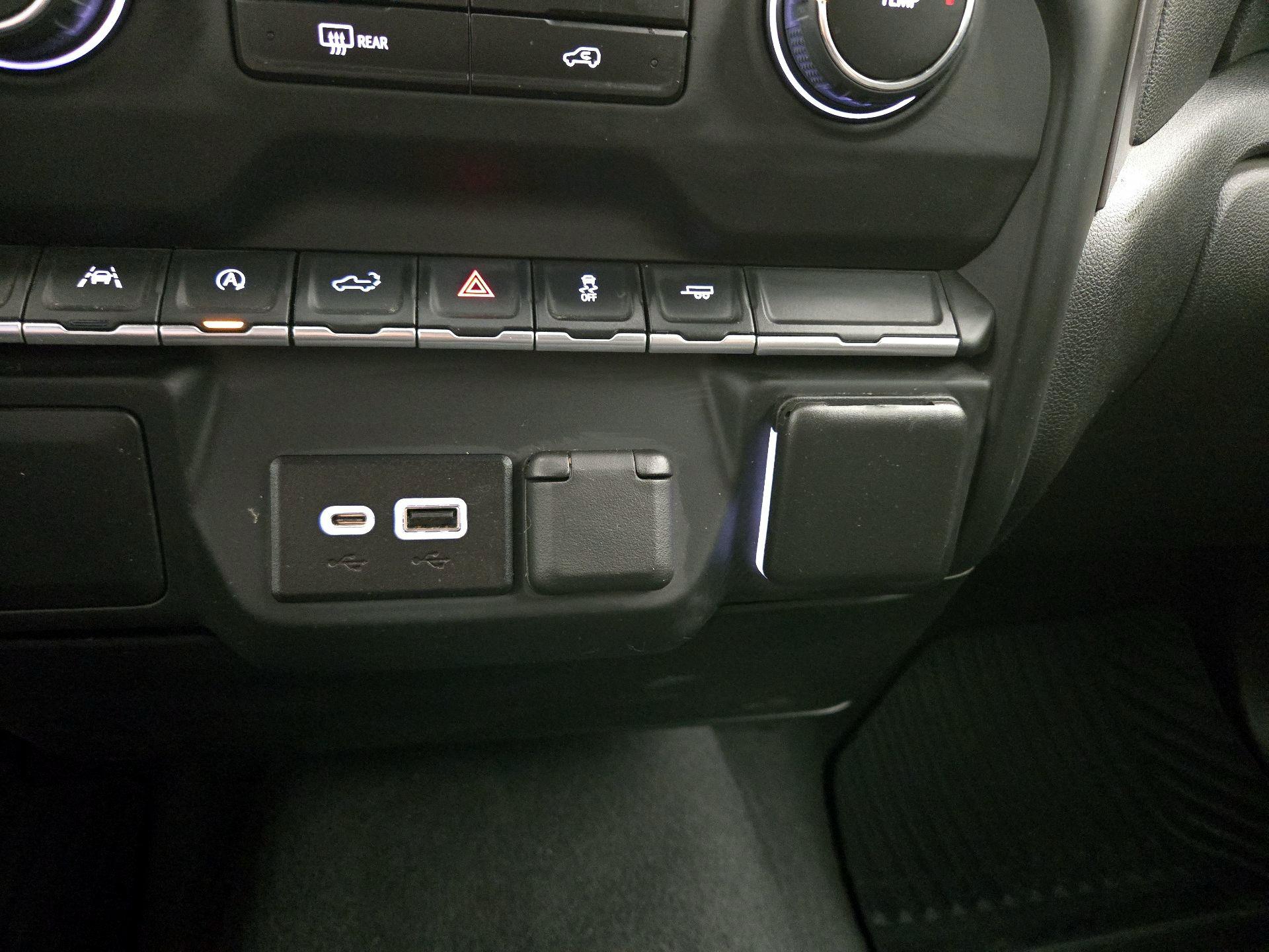 Thumbnail: 2023 Chevrolet Silverado 1500 - 18