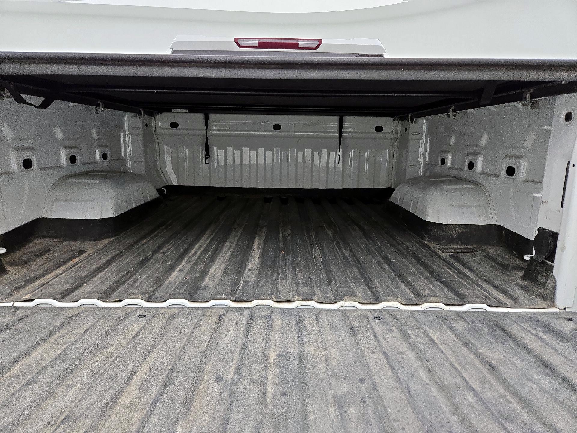 Thumbnail: 2023 Chevrolet Silverado 1500 - 20