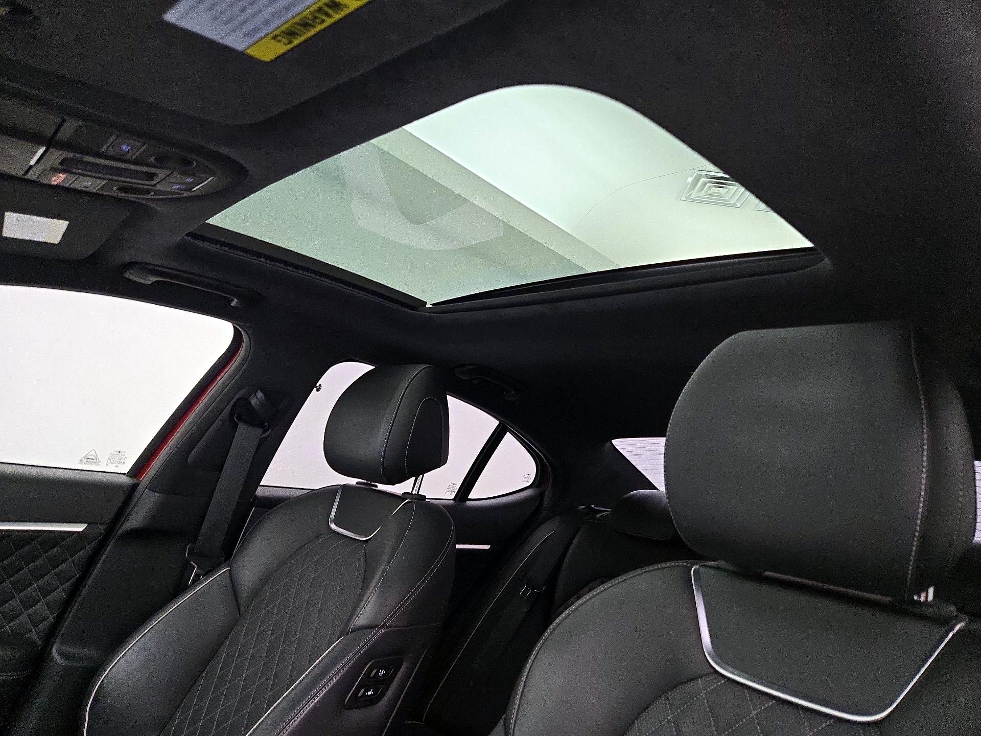 Thumbnail: 2019 Genesis G70 - 20