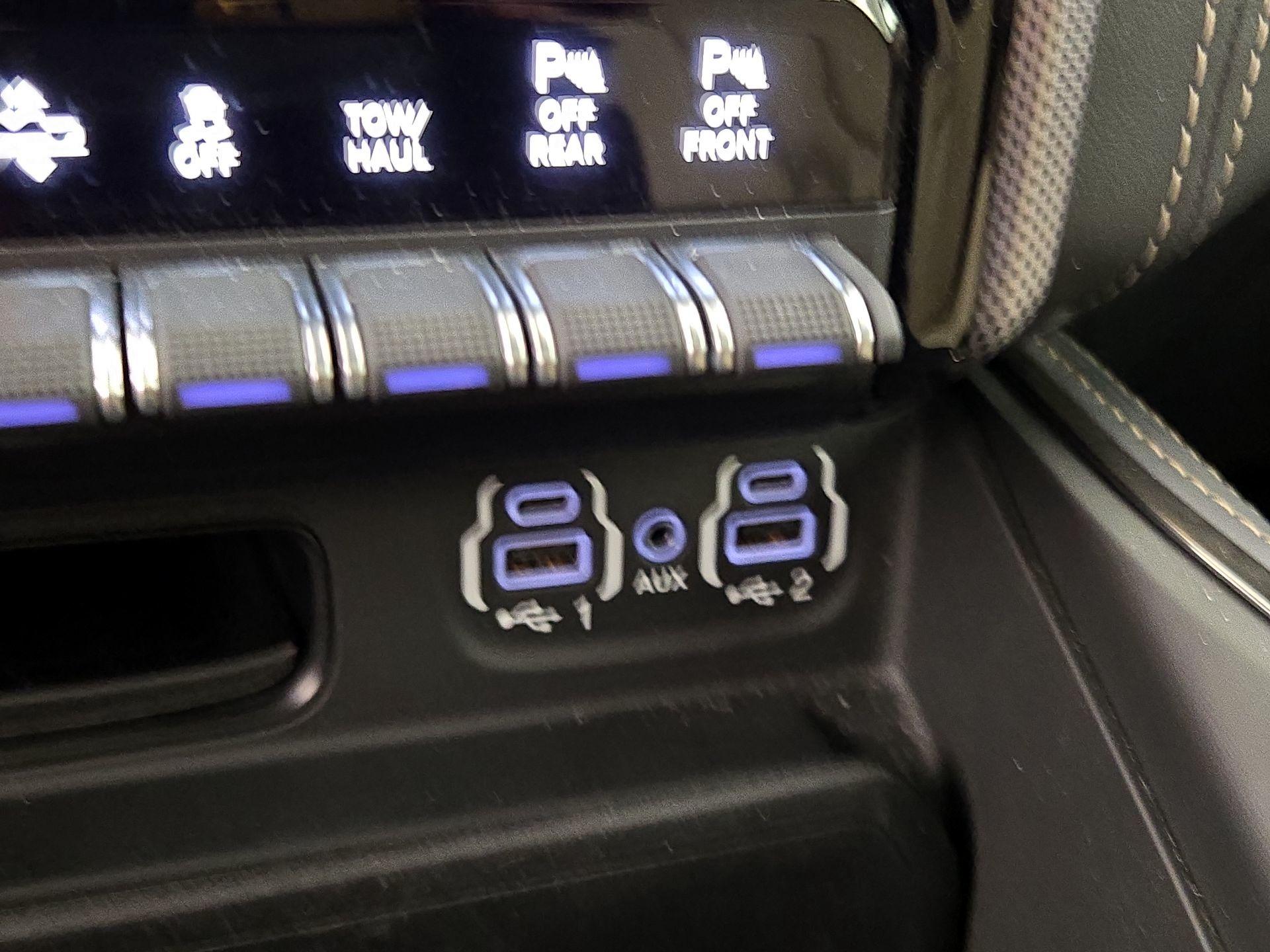 Thumbnail: 2020 RAM 1500 - 19
