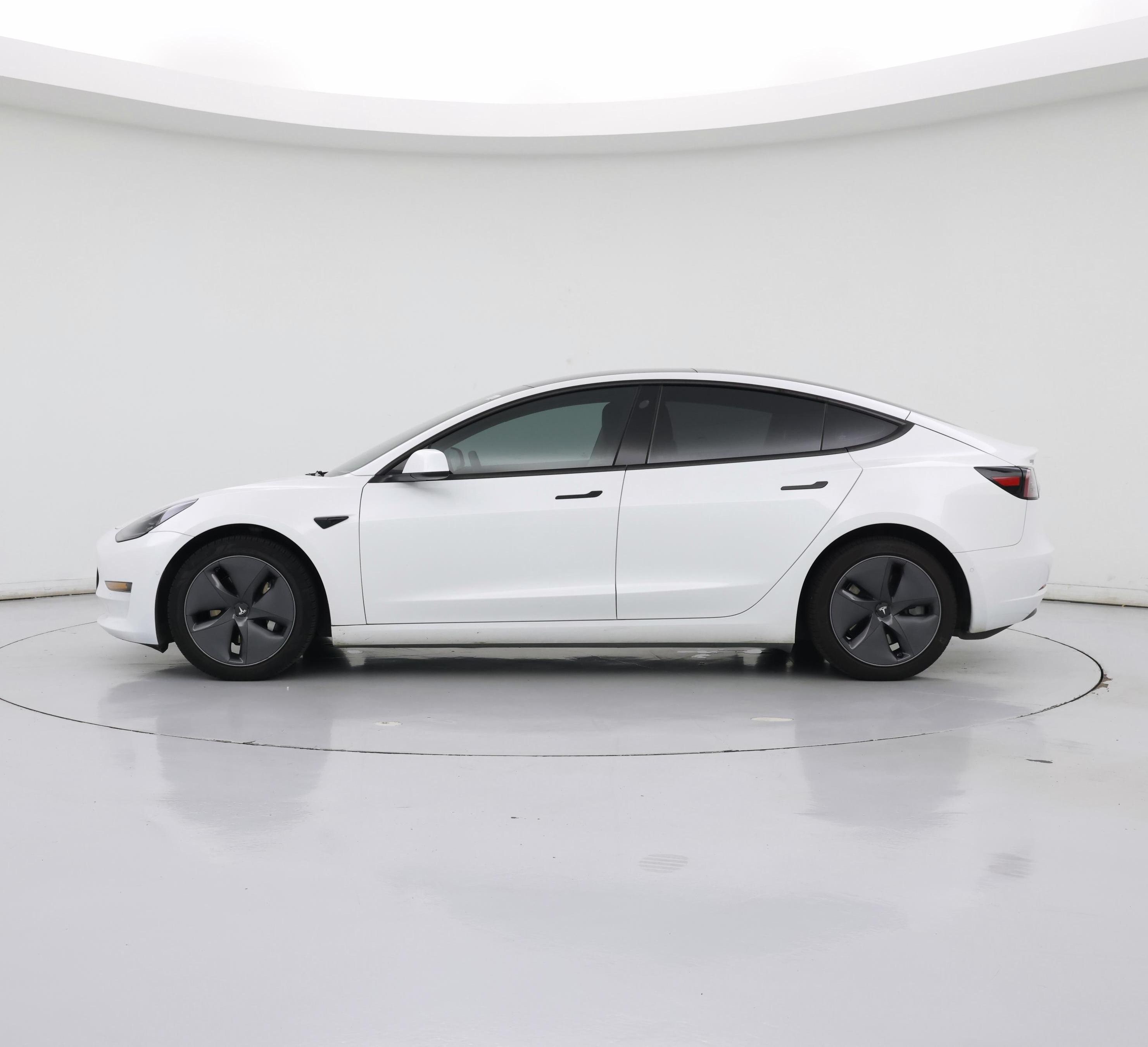 Thumbnail: 2022 Tesla Model 3 - 3