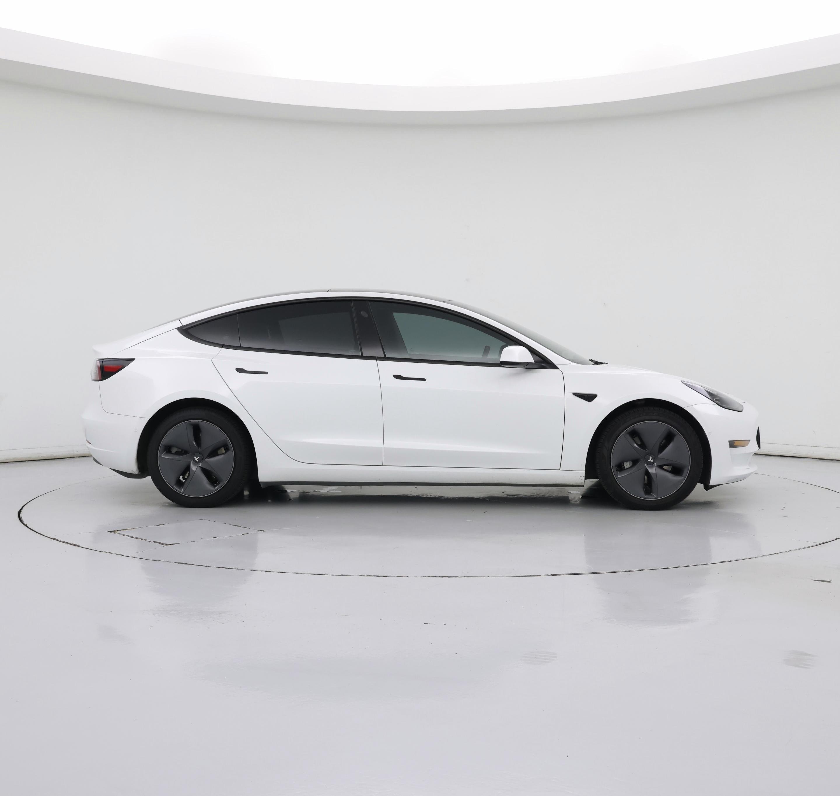 Thumbnail: 2022 Tesla Model 3 - 7
