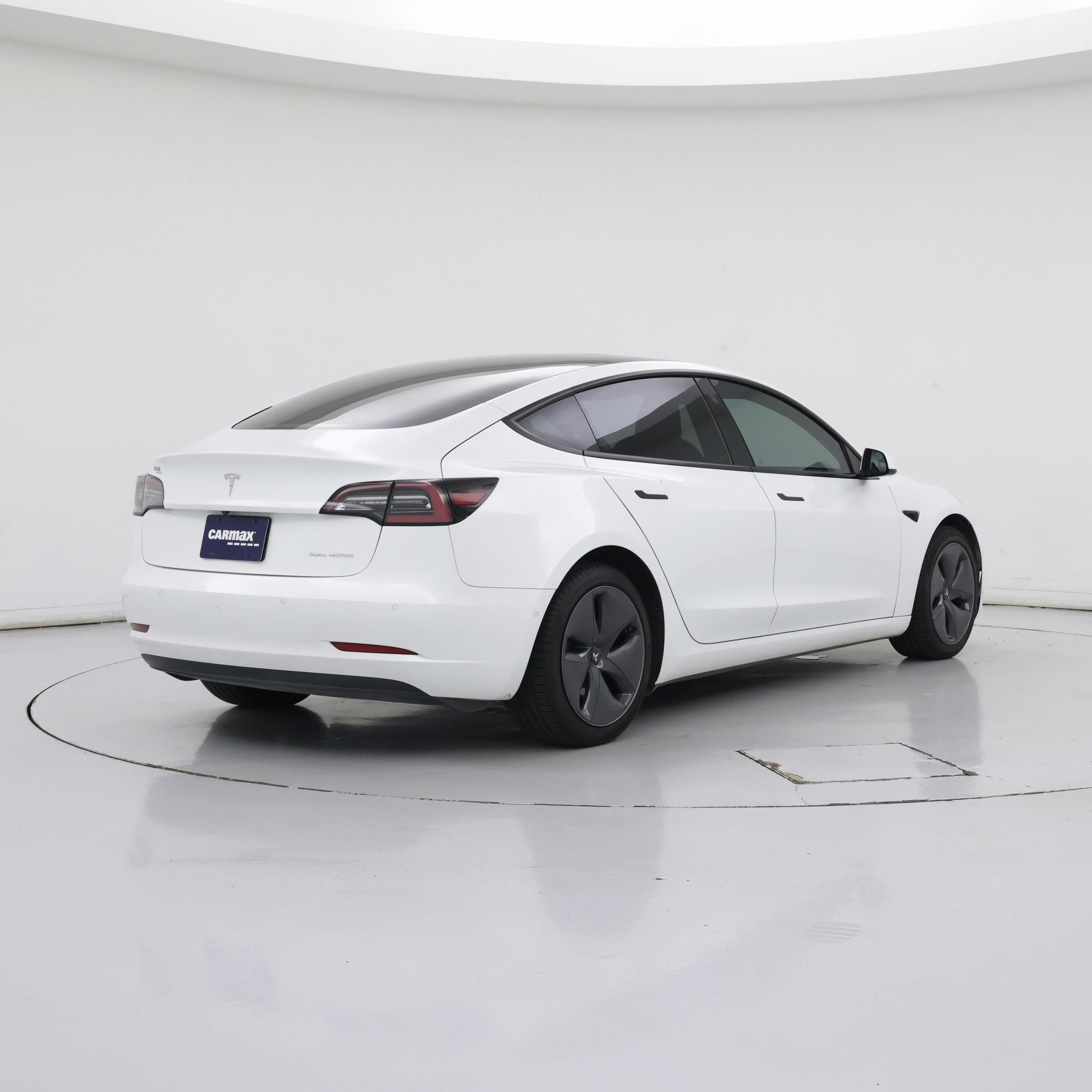 Thumbnail: 2022 Tesla Model 3 - 8