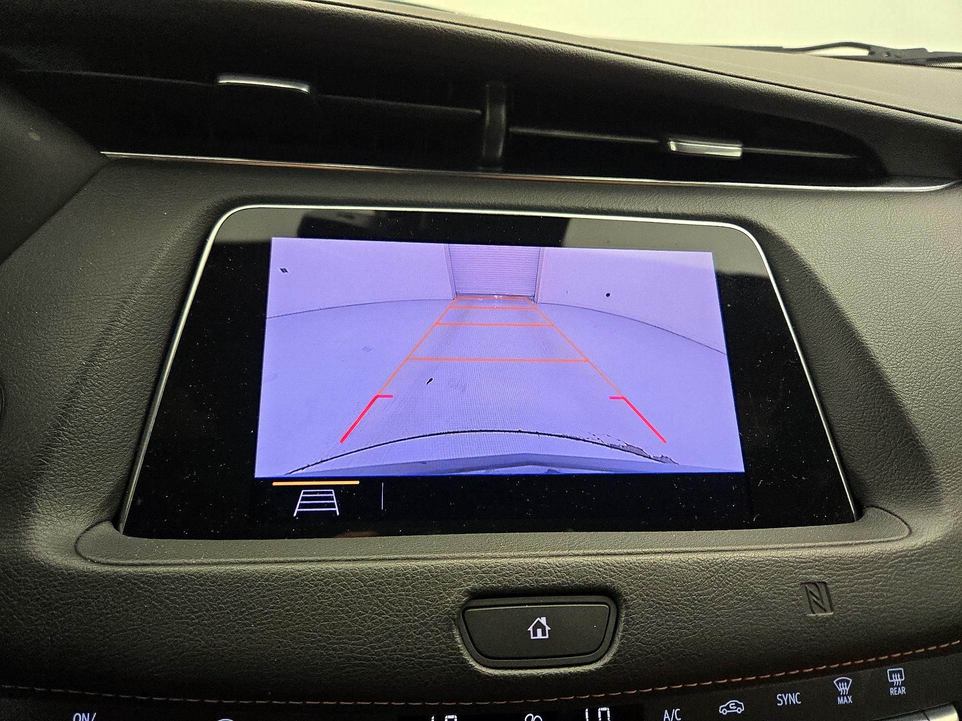 Thumbnail: 2019 Cadillac XT4 - 14
