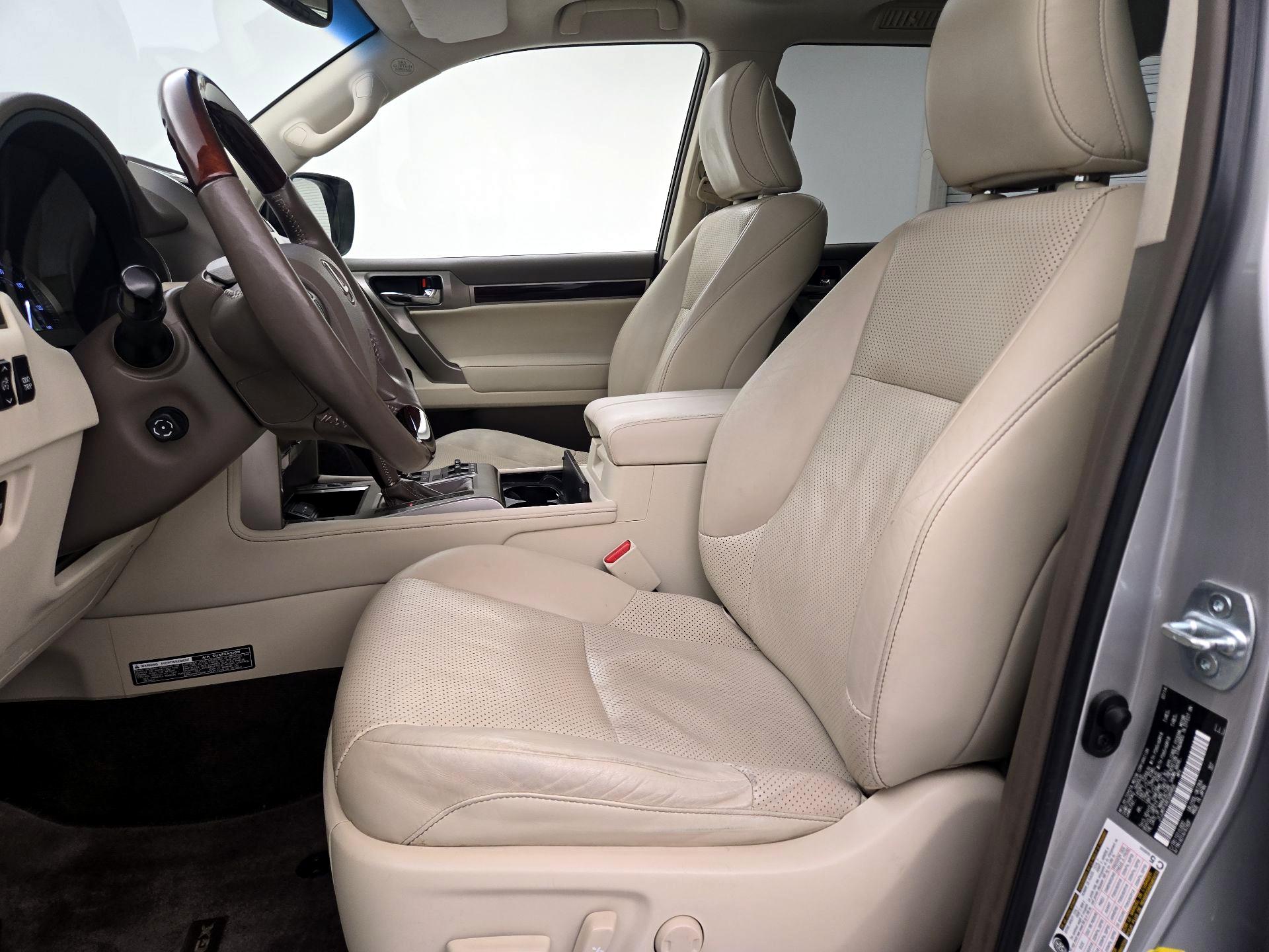 Thumbnail: 2014 Lexus GX - 11