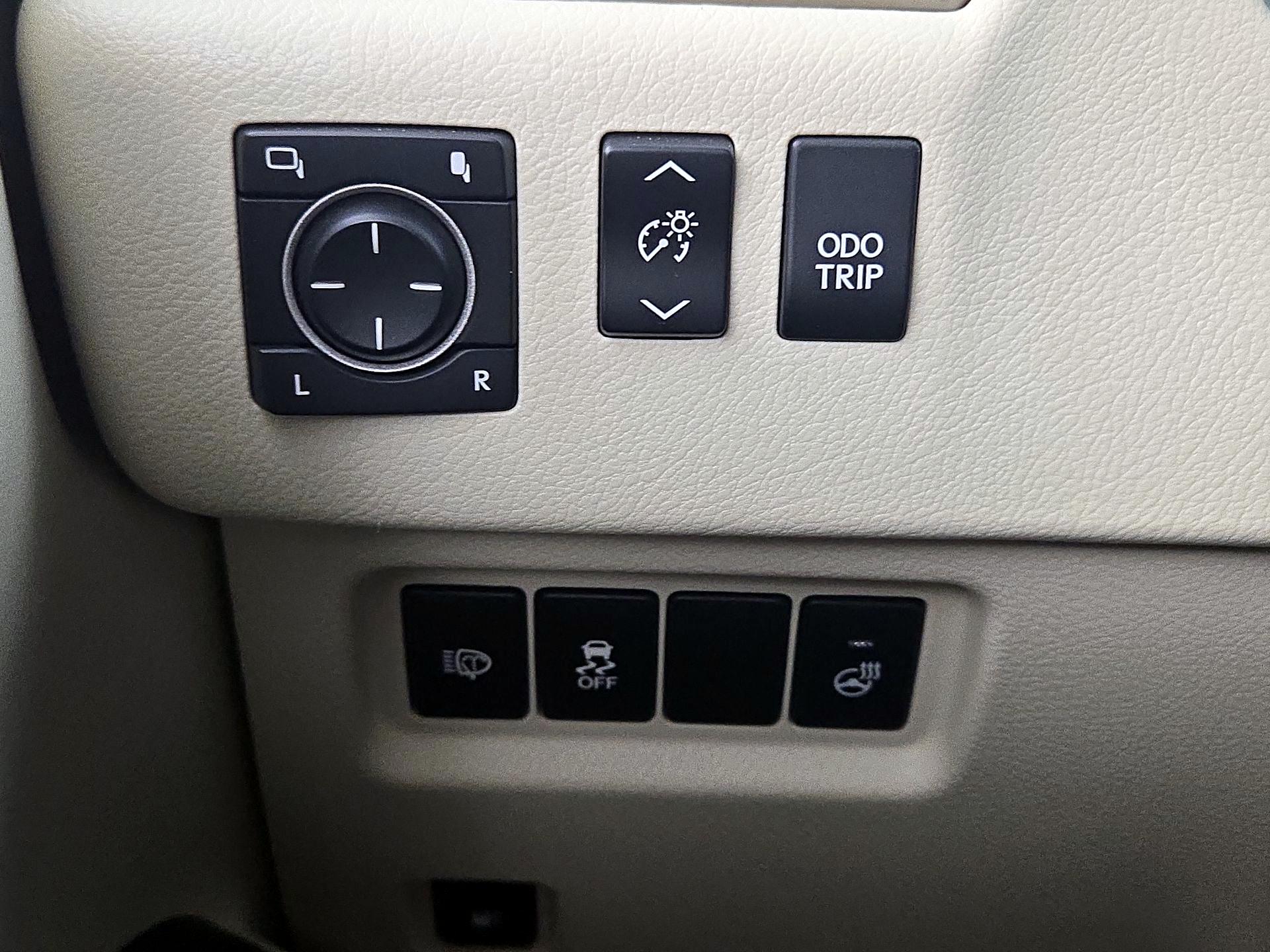 Thumbnail: 2014 Lexus GX - 13