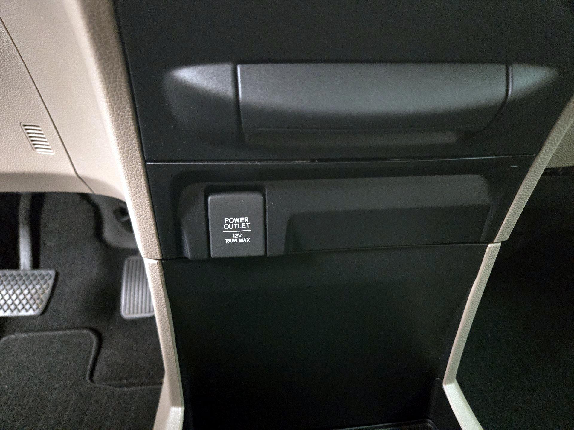 Thumbnail: 2019 Honda Odyssey - 18