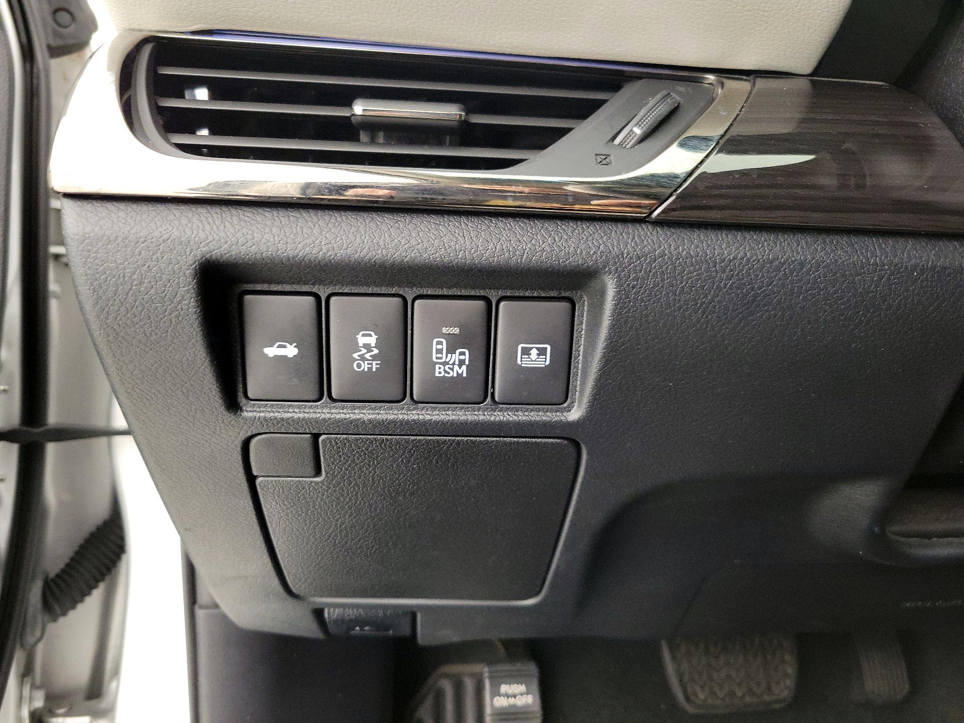 Thumbnail: 2014 Toyota Avalon - 13