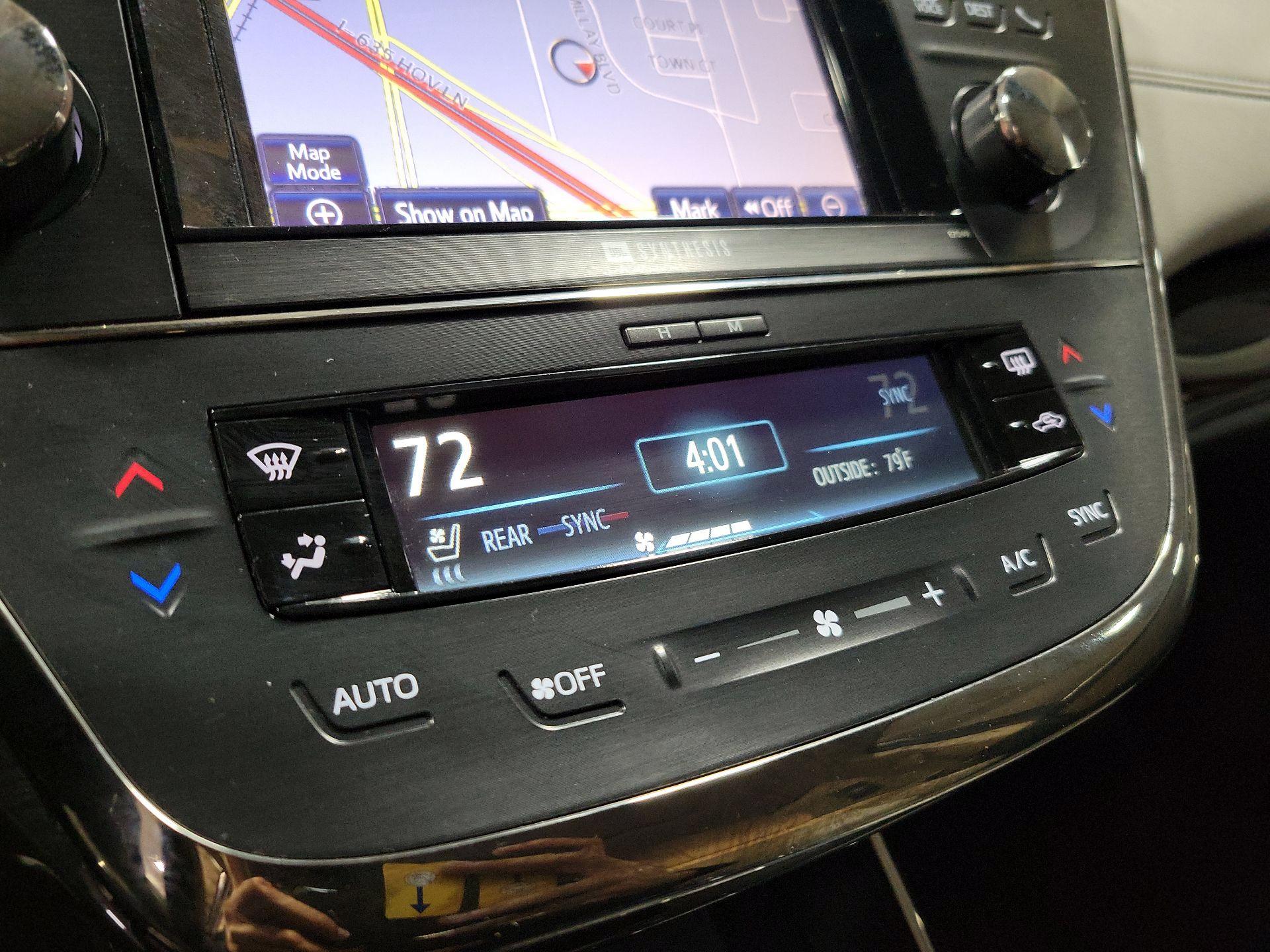 Thumbnail: 2014 Toyota Avalon - 16