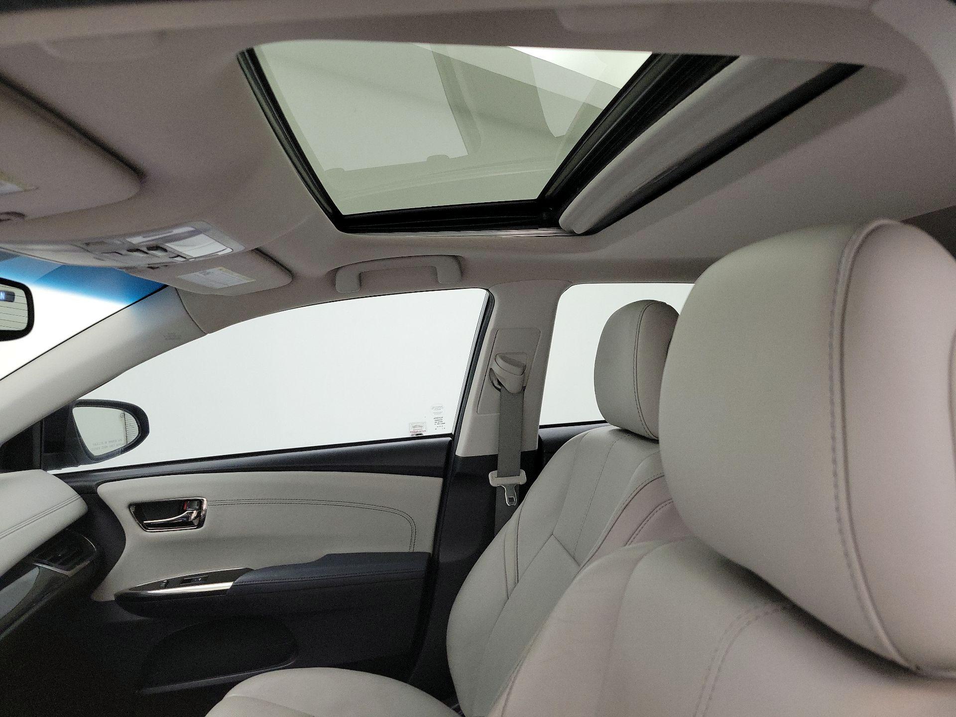Thumbnail: 2014 Toyota Avalon - 18