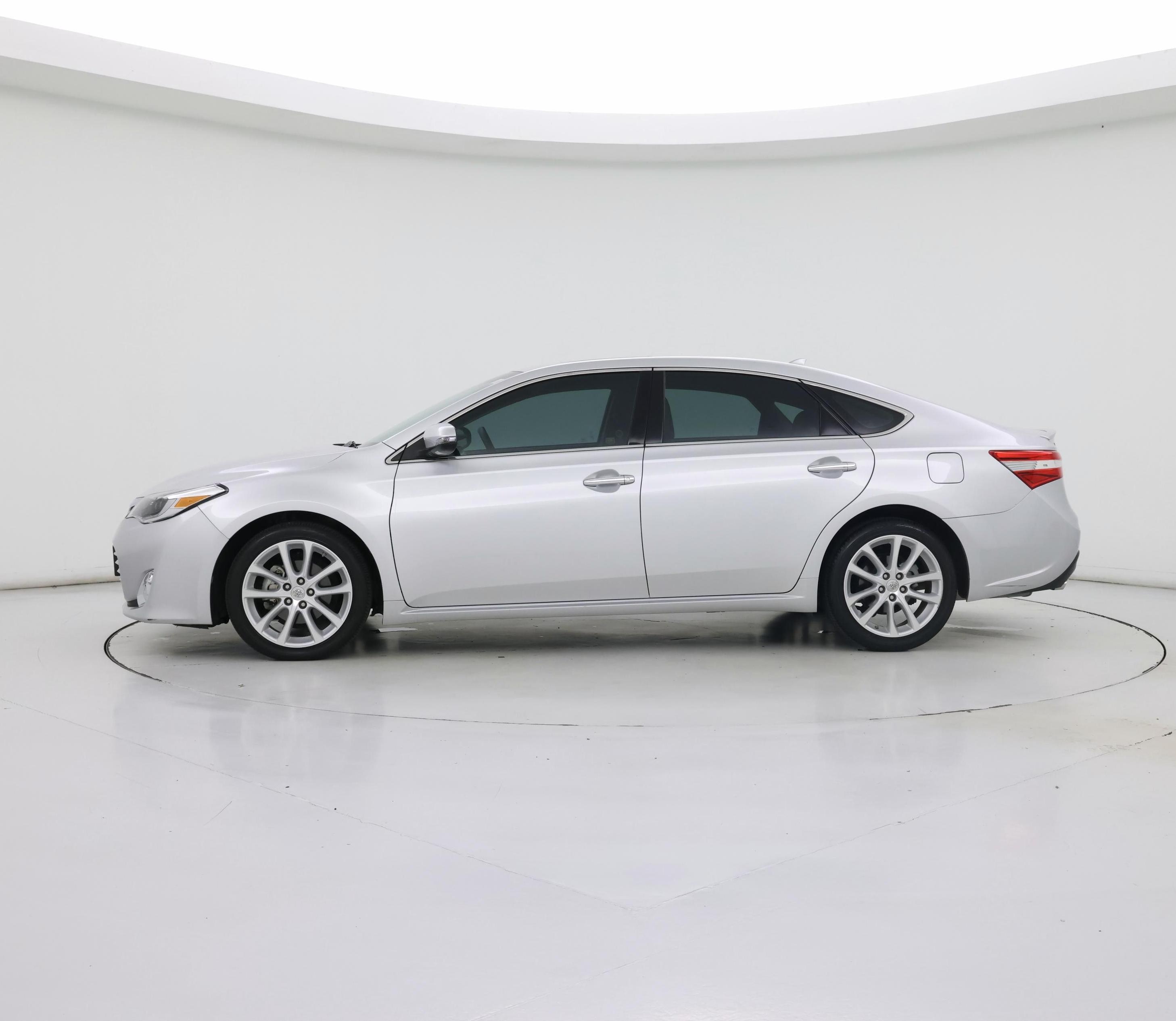 Thumbnail: 2014 Toyota Avalon - 3
