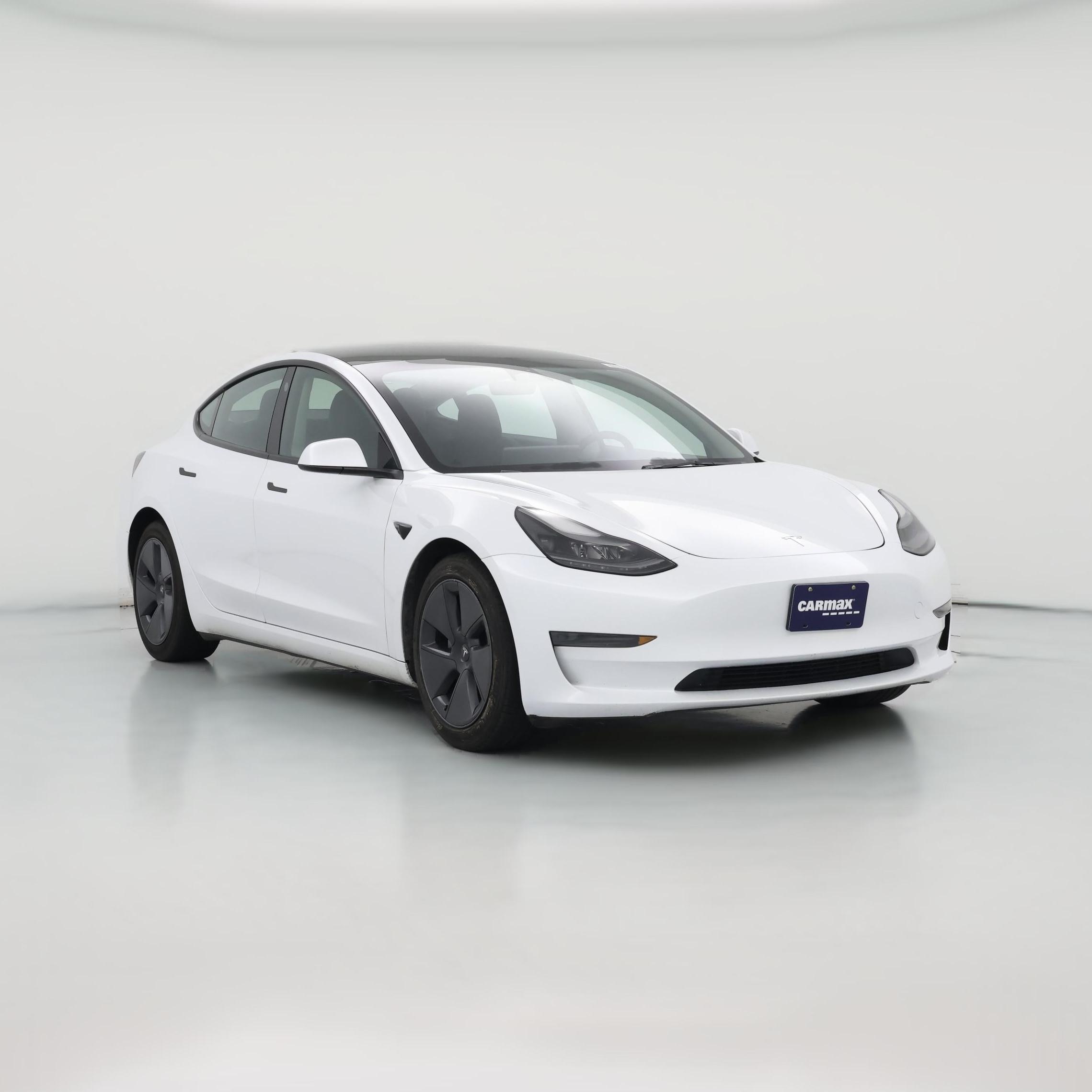 Thumbnail: 2023 Tesla Model 3 - 1