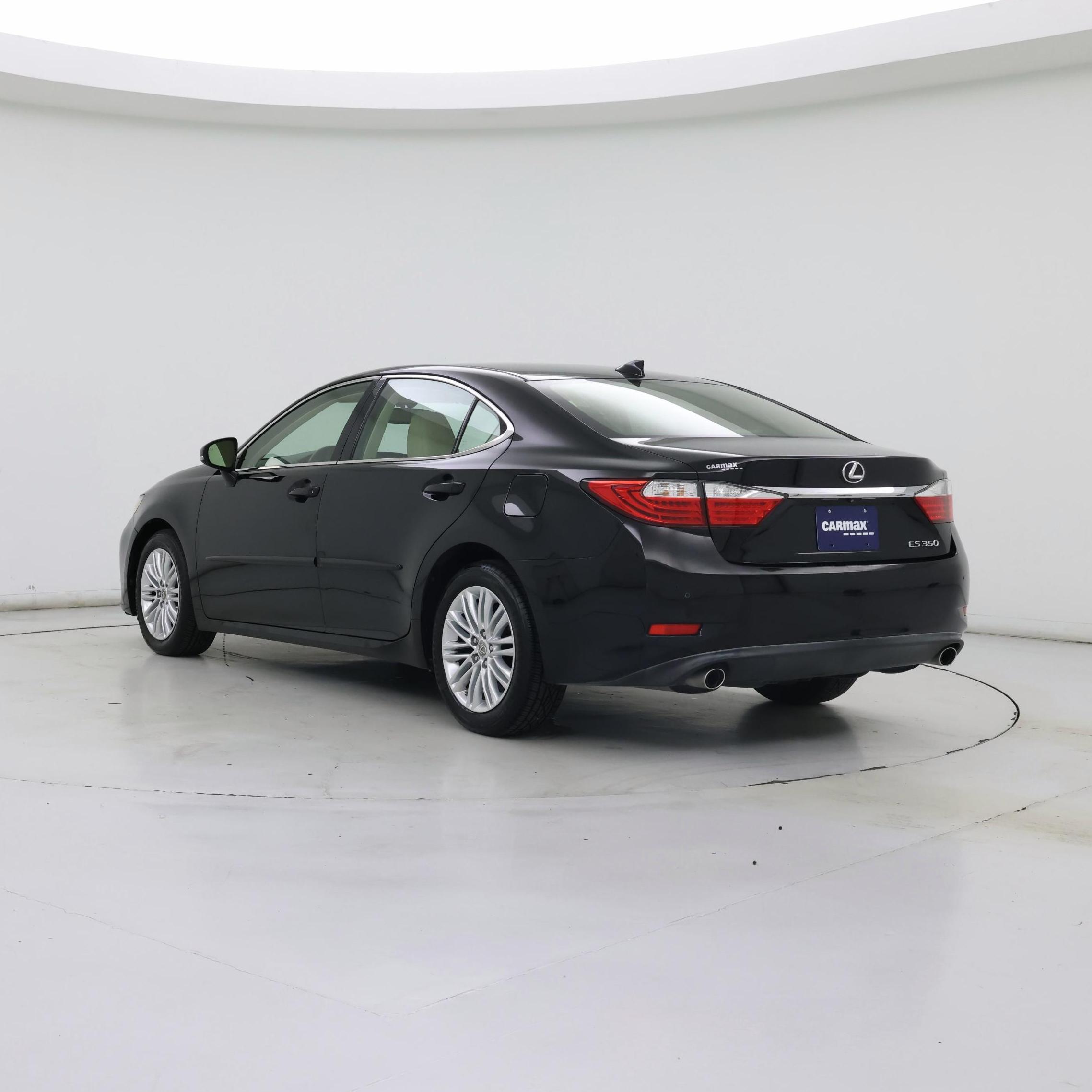 Thumbnail: 2015 Lexus ES - 2