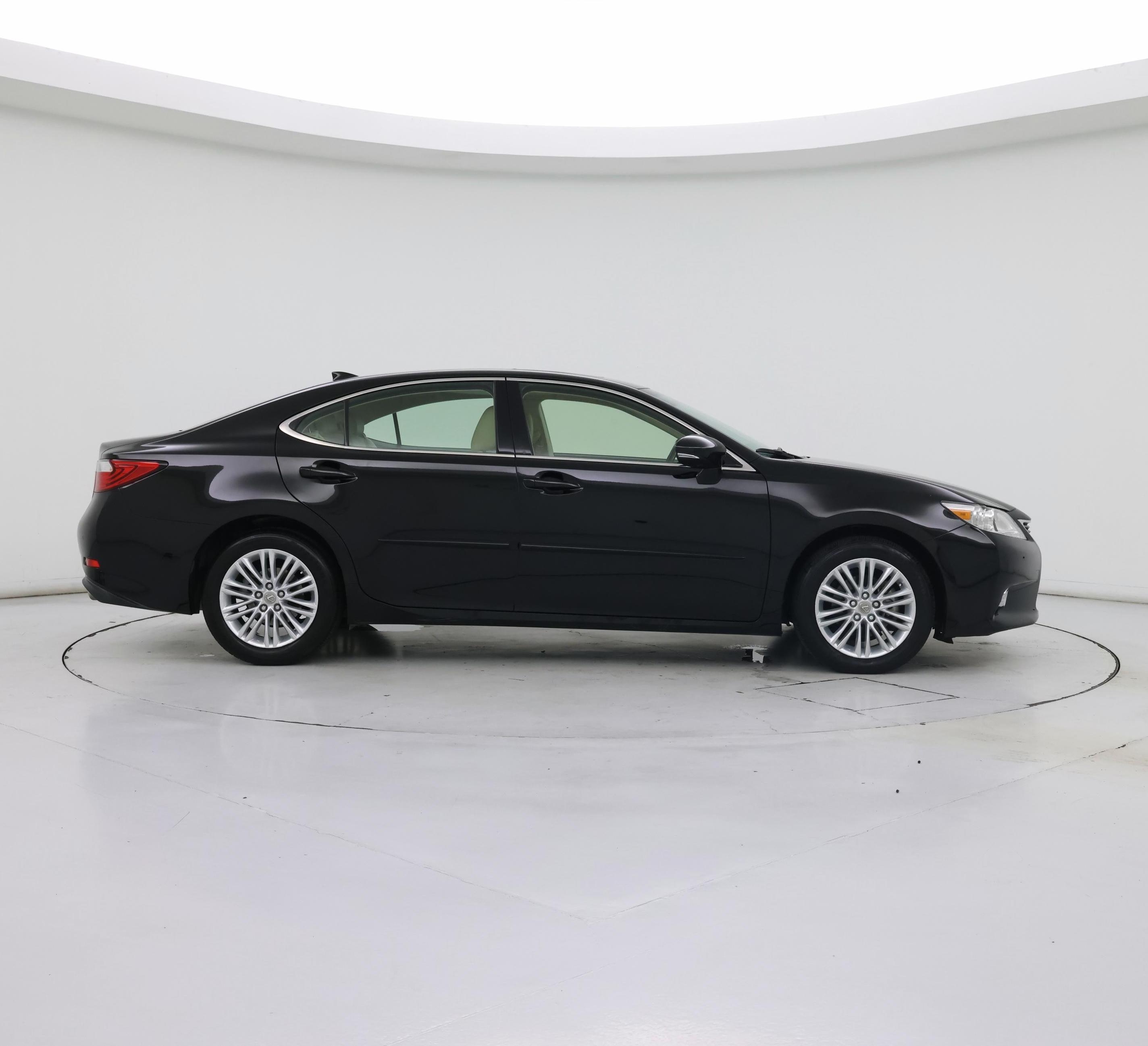 Thumbnail: 2015 Lexus ES - 7