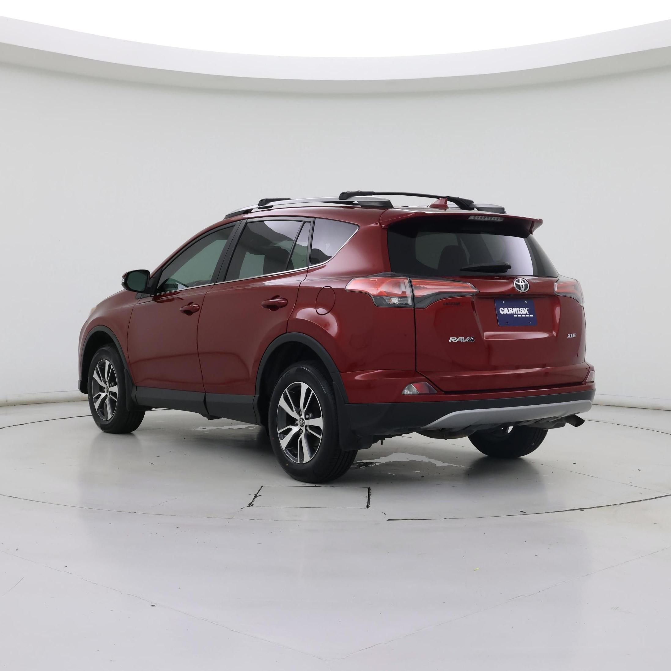 Thumbnail: 2018 Toyota RAV4 - 2