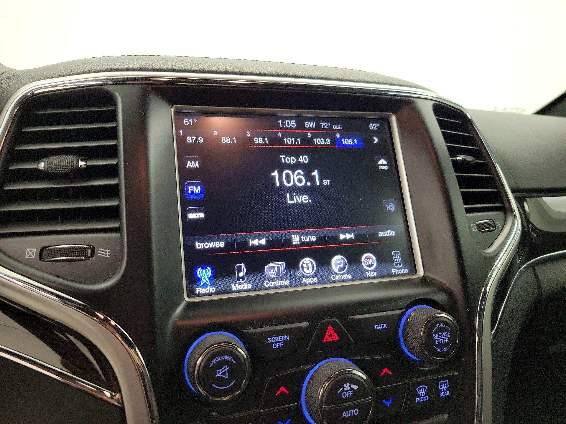 Thumbnail: 2016 Jeep Grand Cherokee - 15