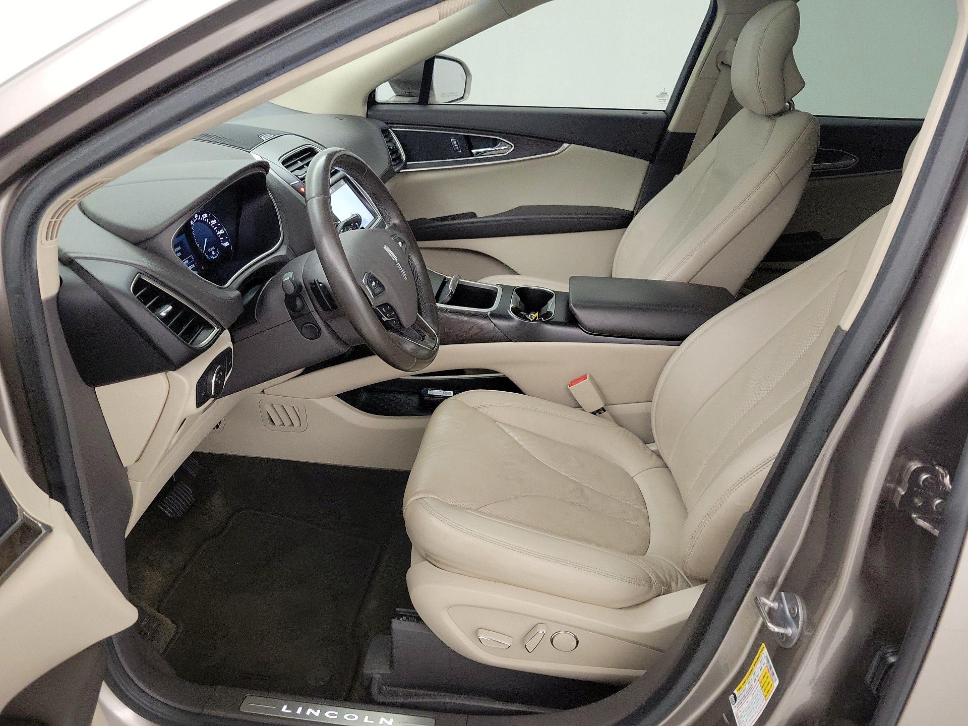 Thumbnail: 2018 Lincoln MKX - 11