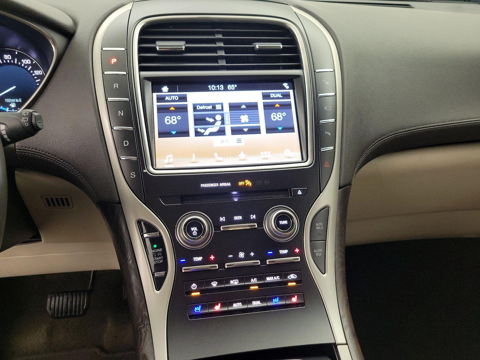 Thumbnail: 2018 Lincoln MKX - 18