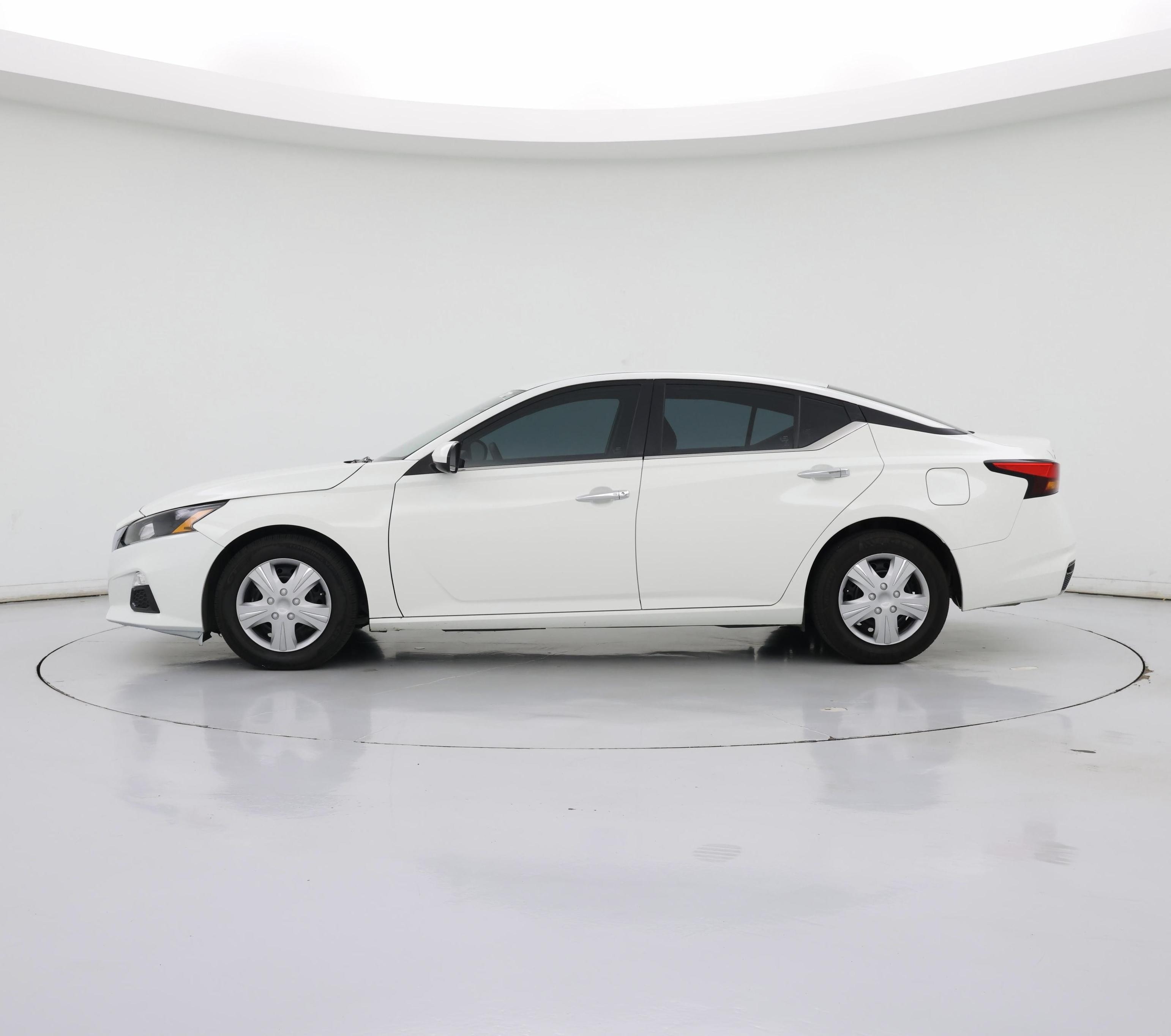 Thumbnail: 2022 Nissan Altima - 3