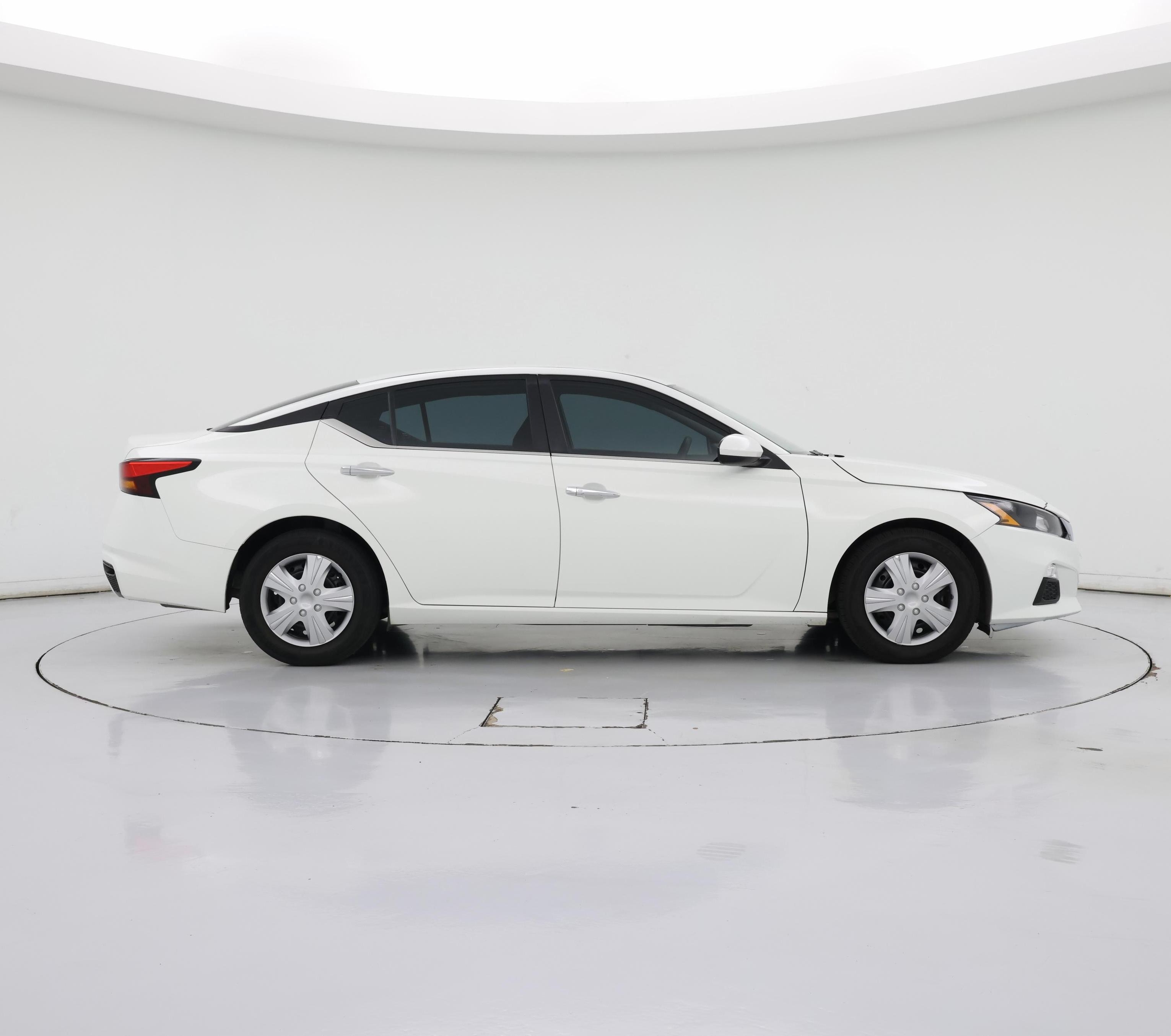 Thumbnail: 2022 Nissan Altima - 7