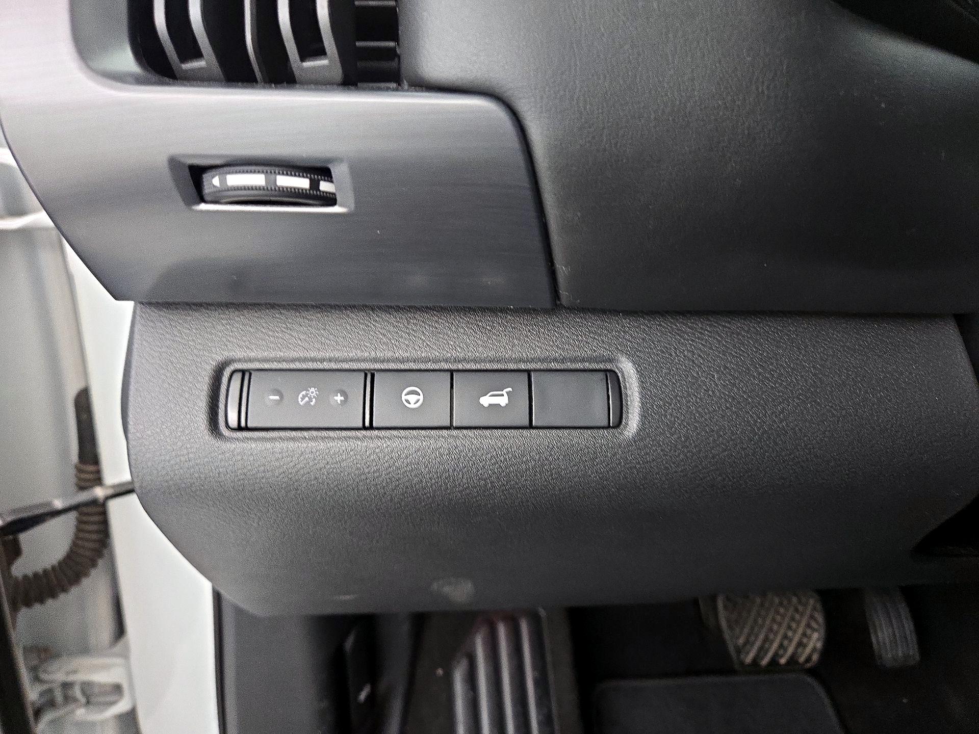 Thumbnail: 2023 Nissan Pathfinder - 13