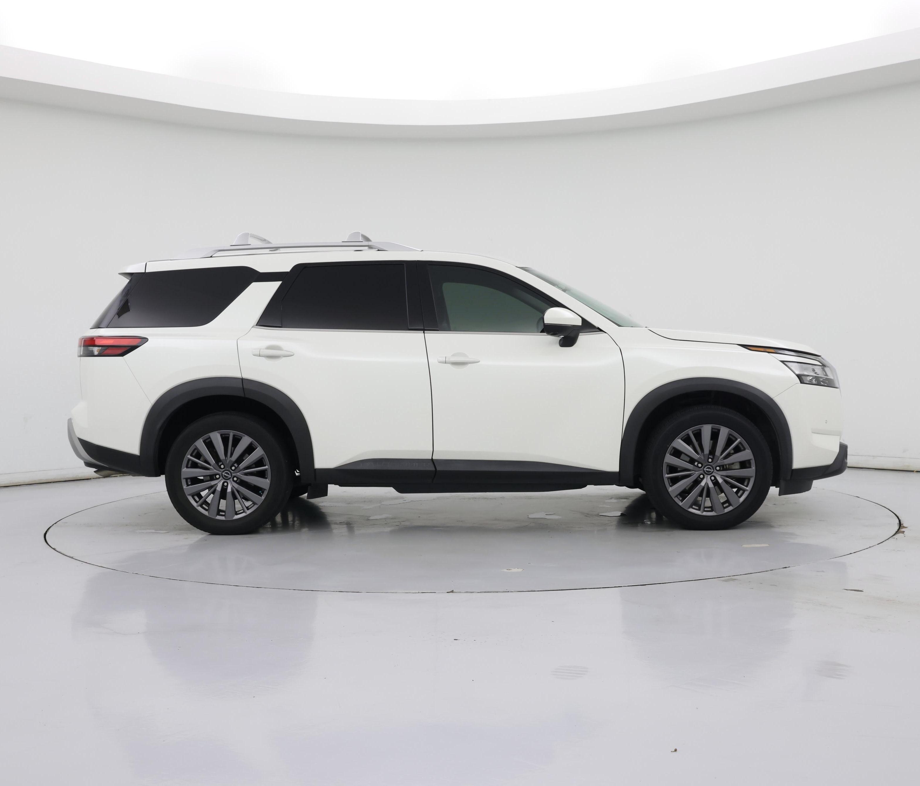 Thumbnail: 2023 Nissan Pathfinder - 7