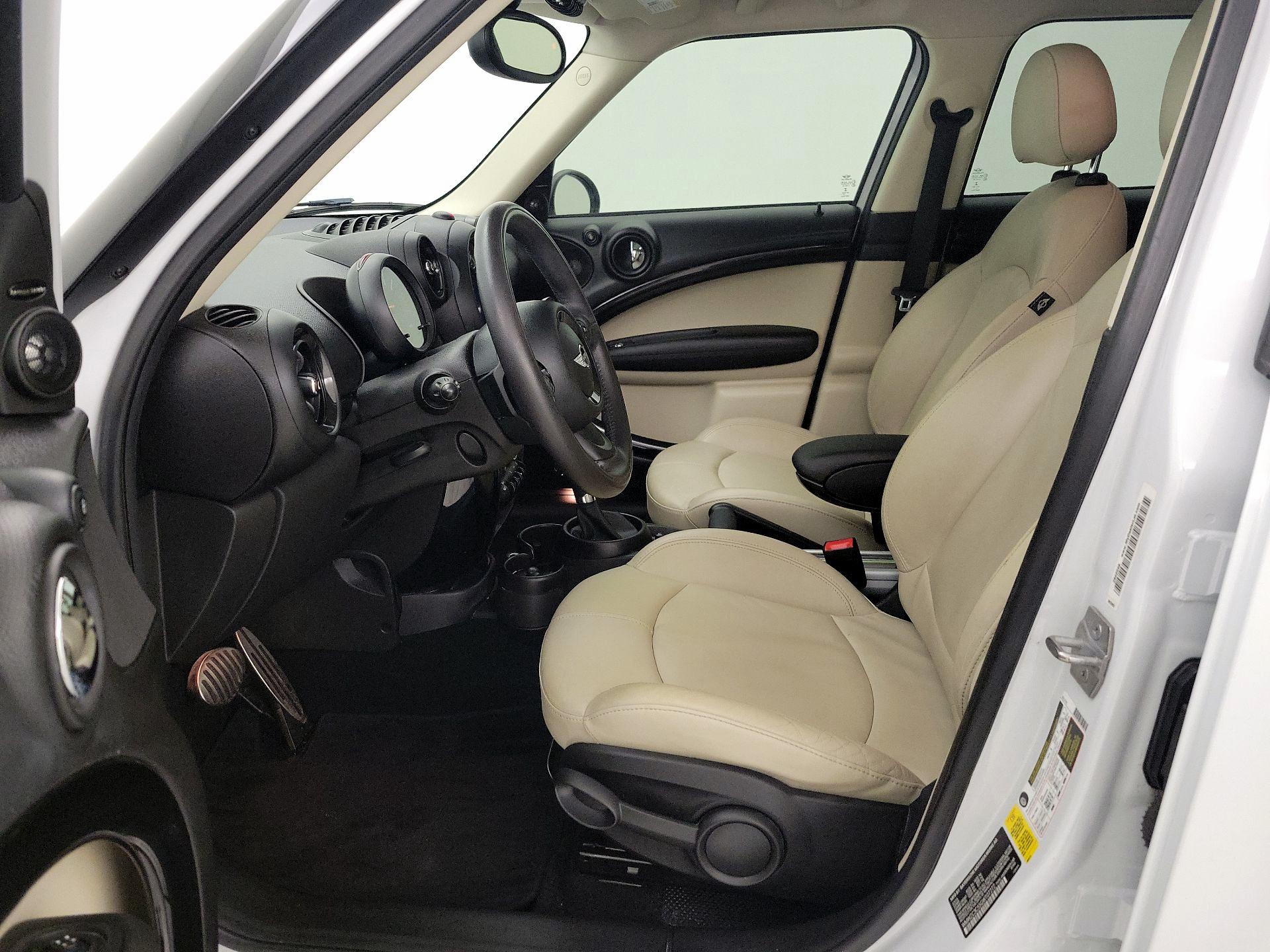 Thumbnail: 2016 MINI Cooper Countryman - 11
