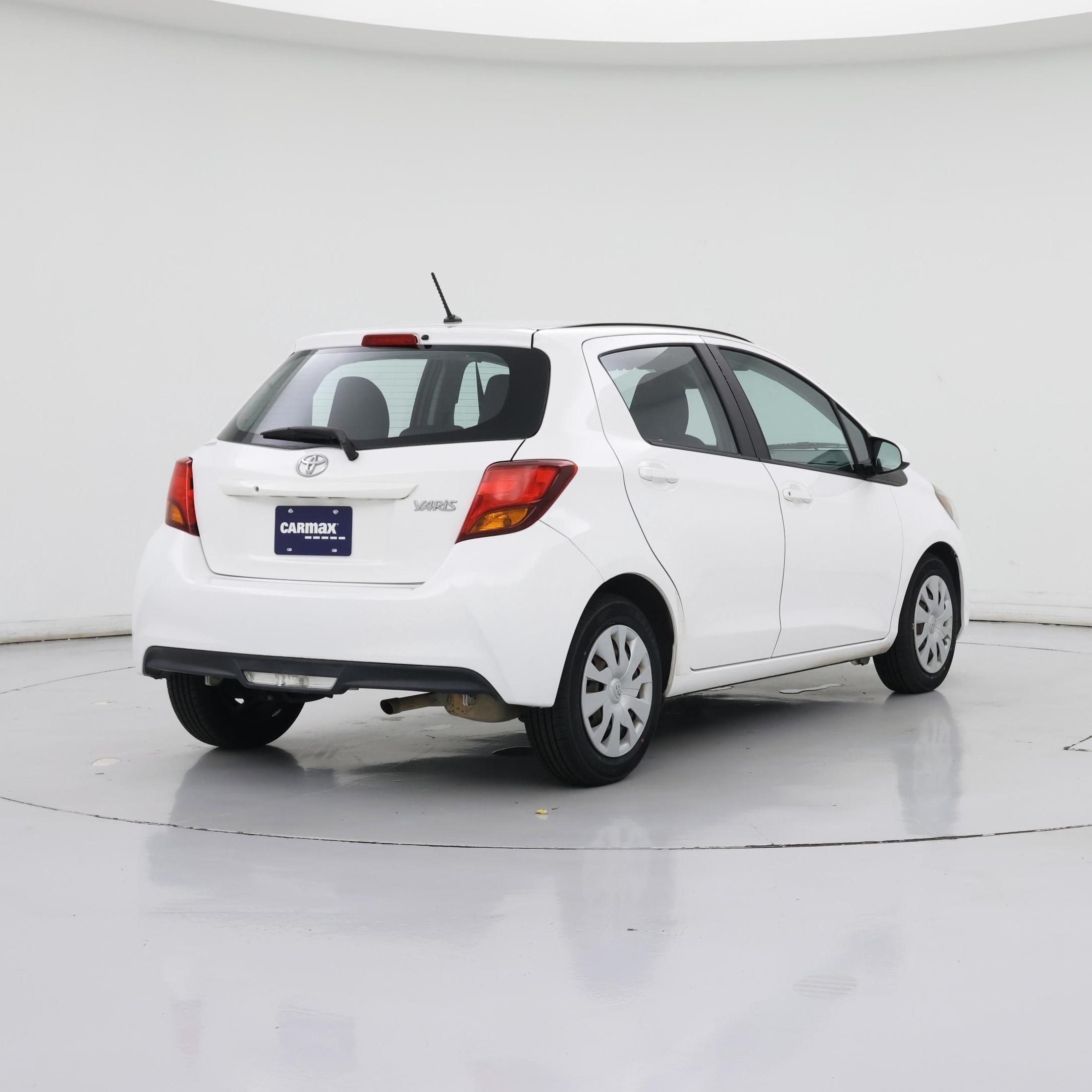 Thumbnail: 2017 Toyota Yaris - 8