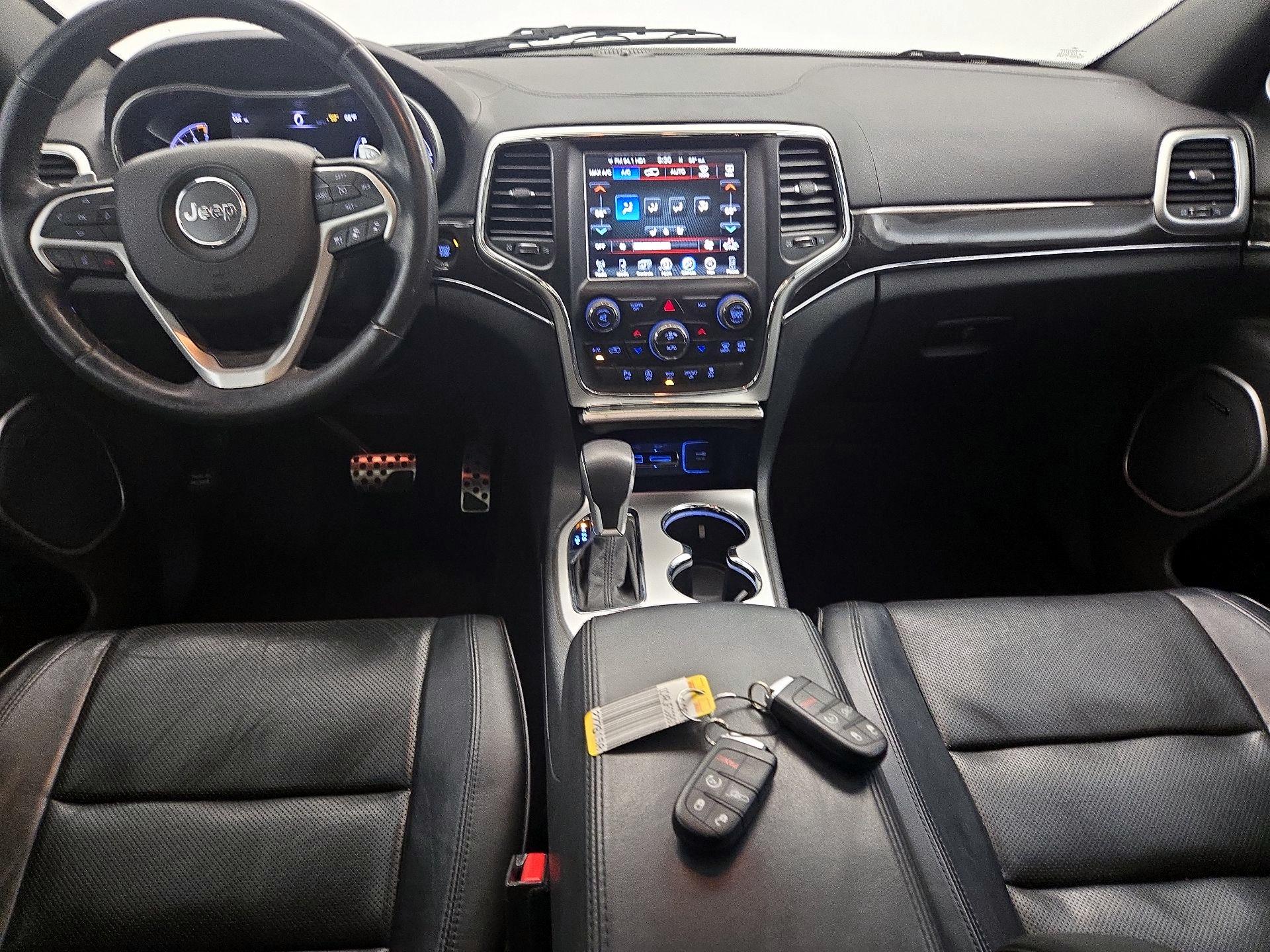 Thumbnail: 2016 Jeep Grand Cherokee - 9