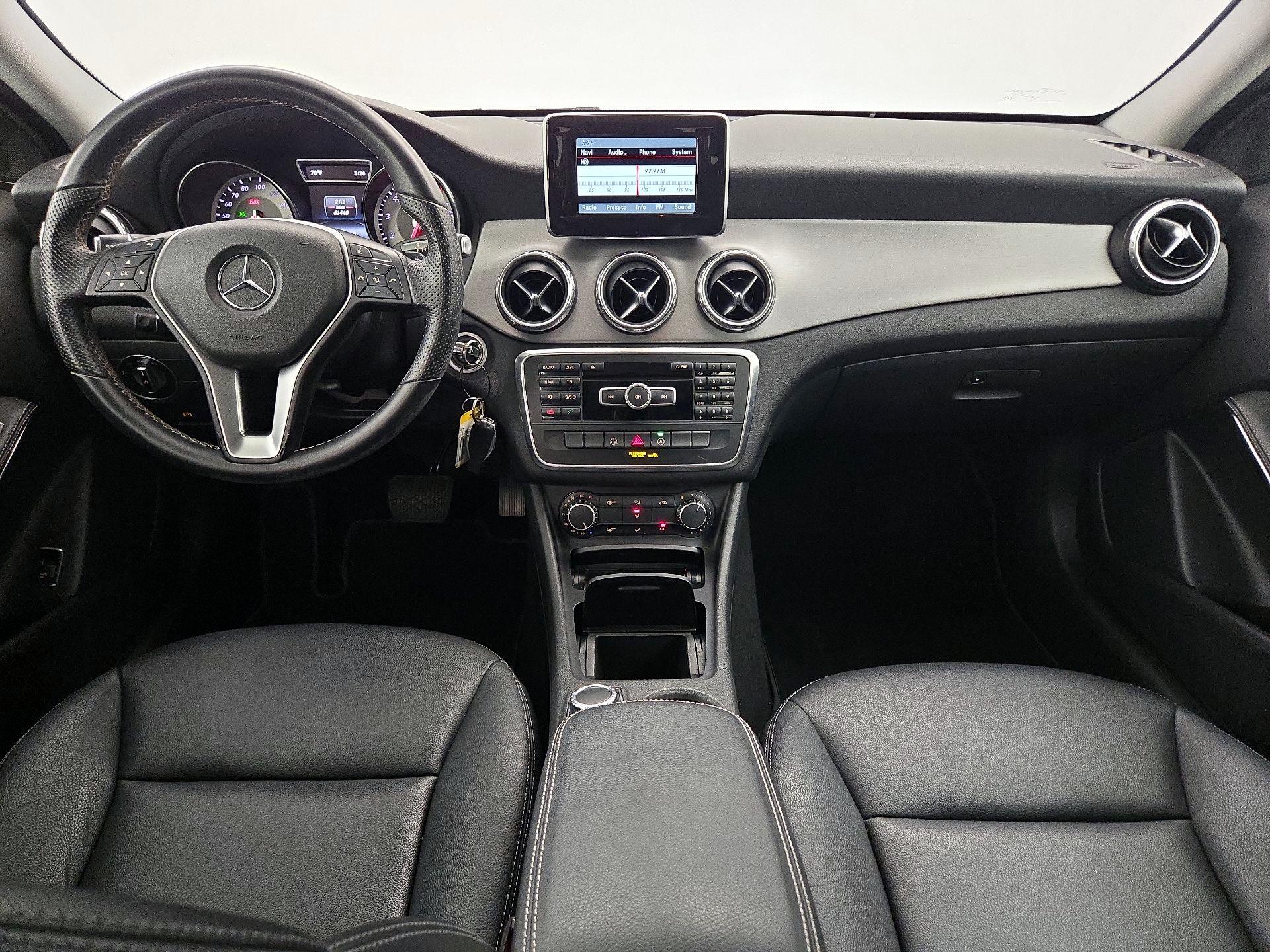 Thumbnail: 2015 Mercedes-Benz GLA - 9