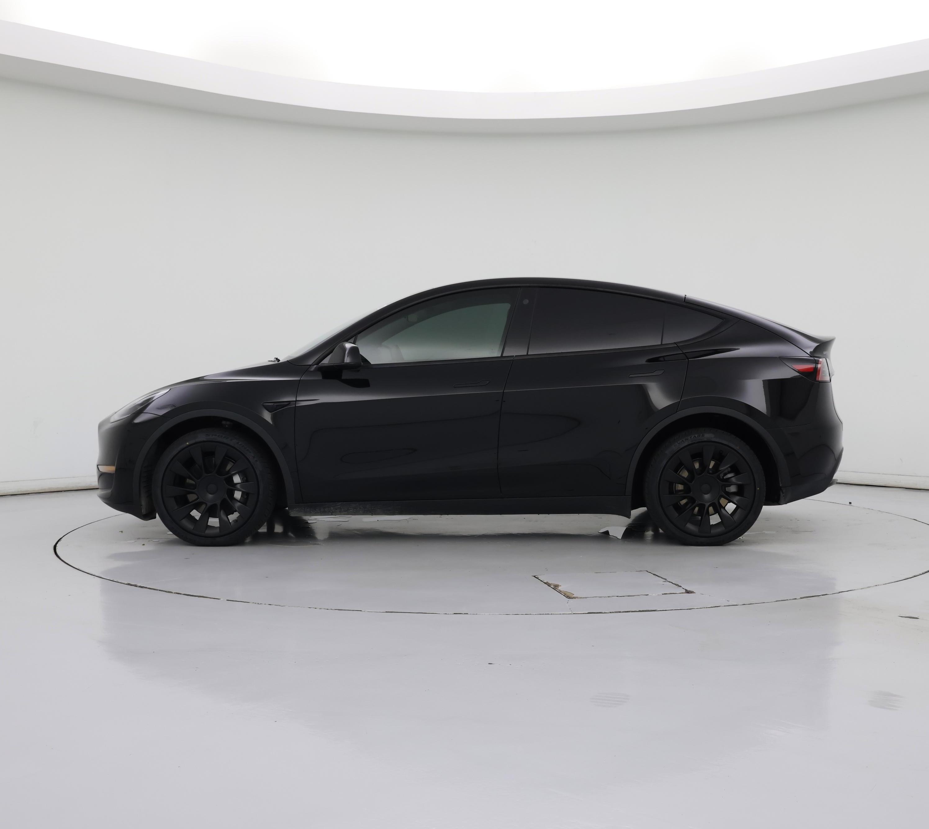 Thumbnail: 2023 Tesla Model Y - 3