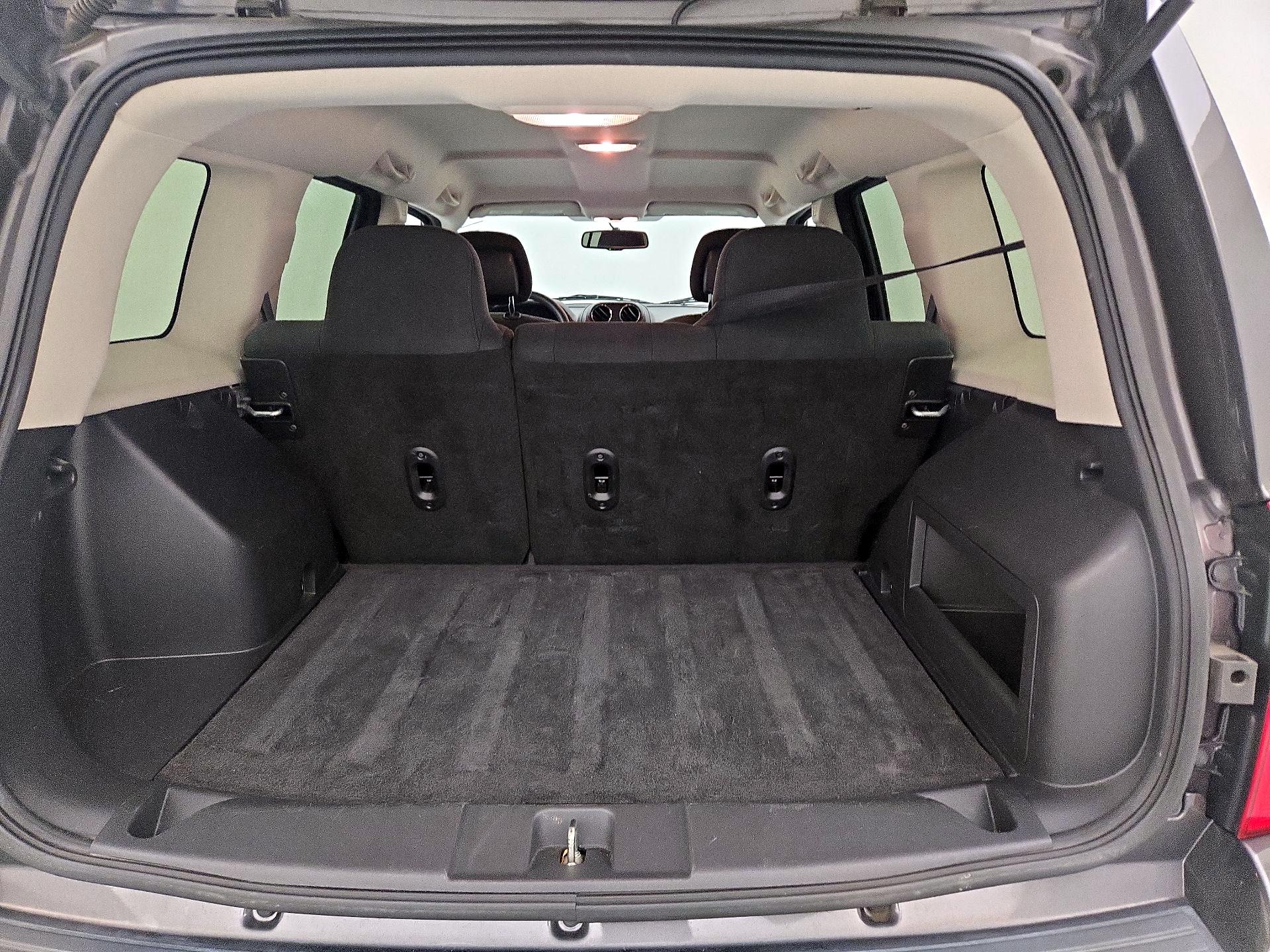 Thumbnail: 2016 Jeep Patriot - 18