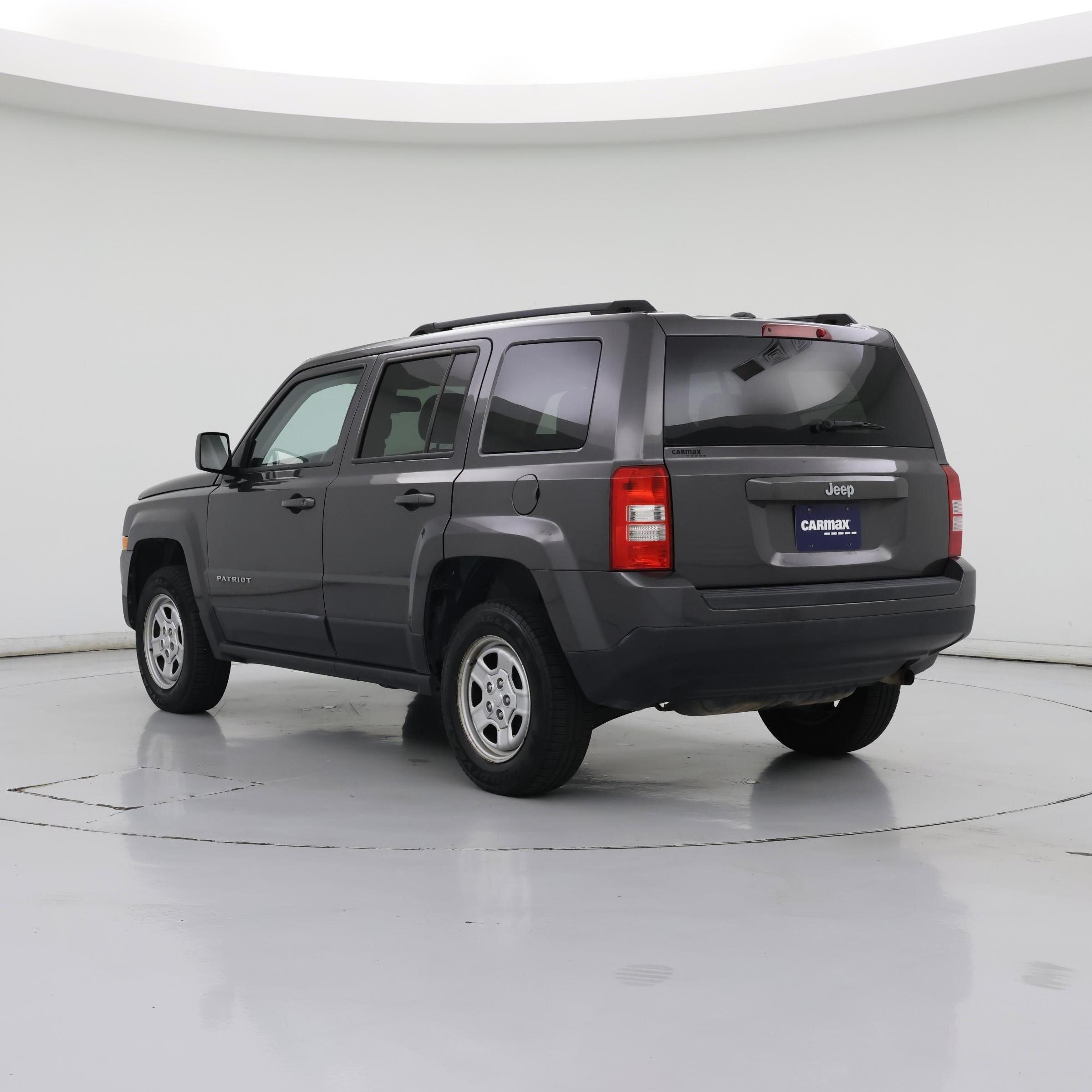 Thumbnail: 2016 Jeep Patriot - 2