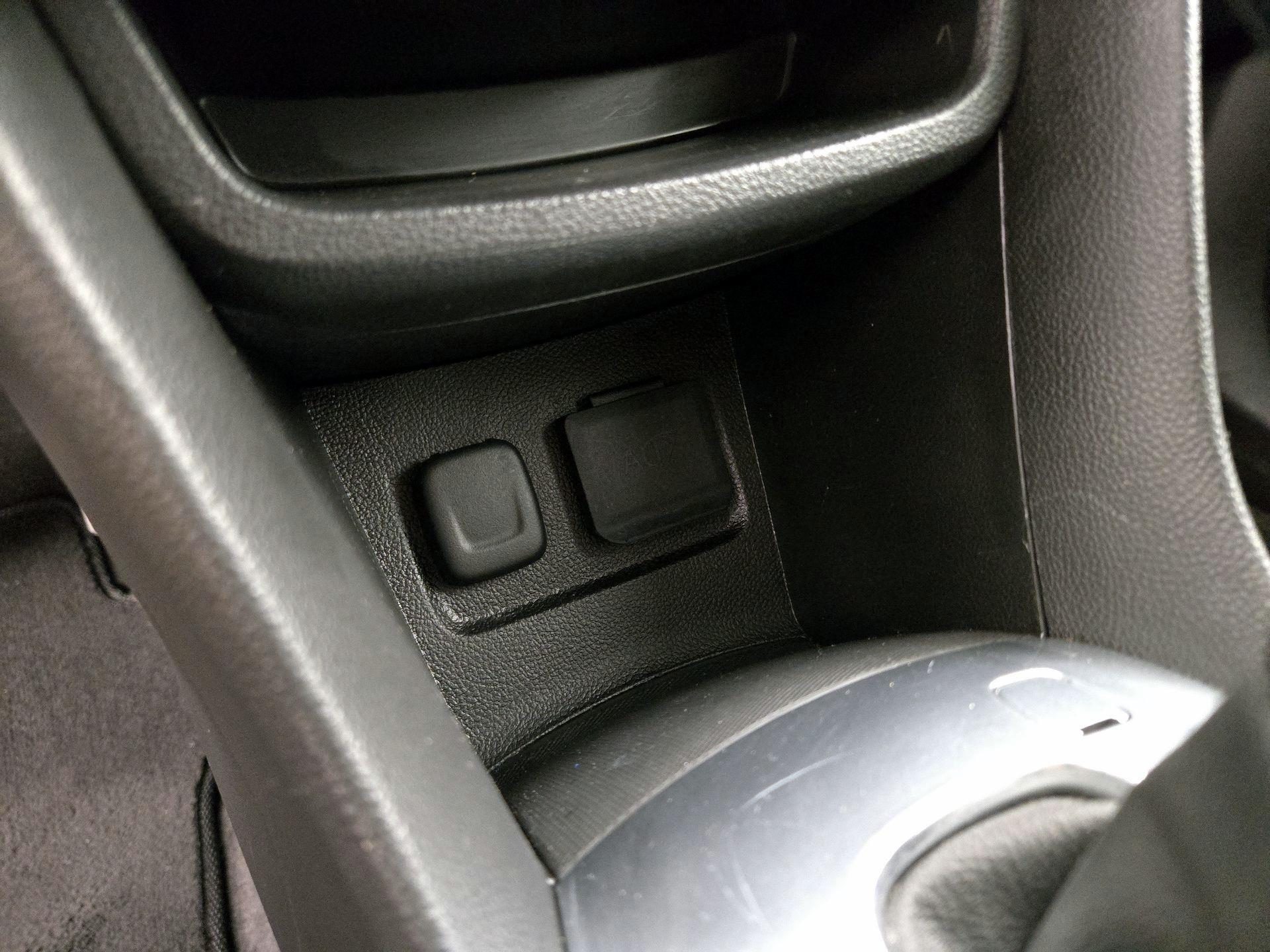 Thumbnail: 2015 Buick Encore - 18