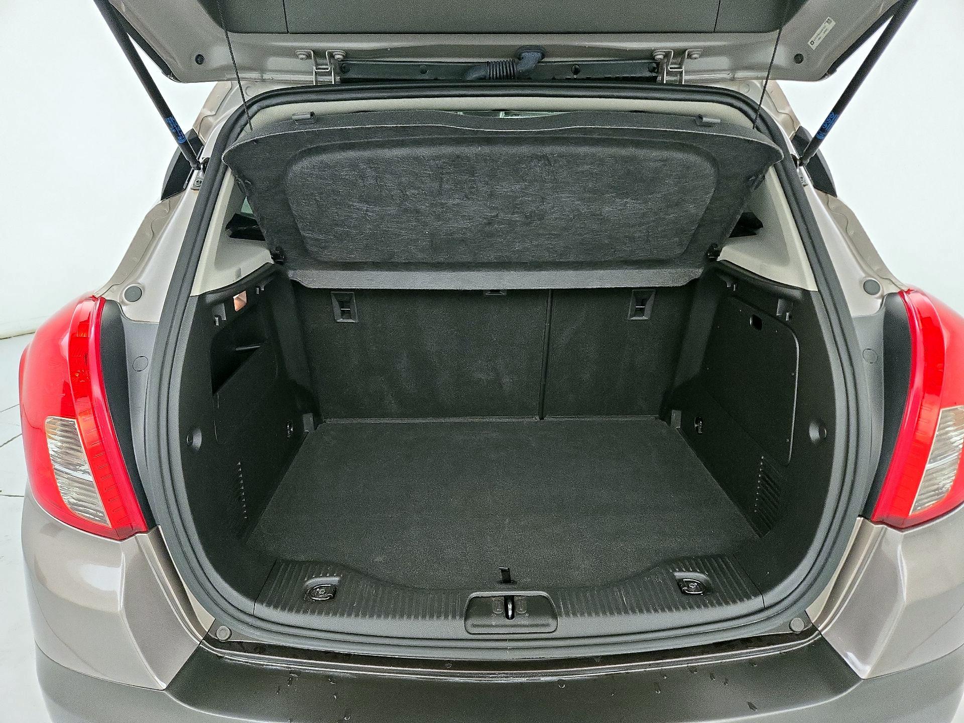 Thumbnail: 2015 Buick Encore - 20