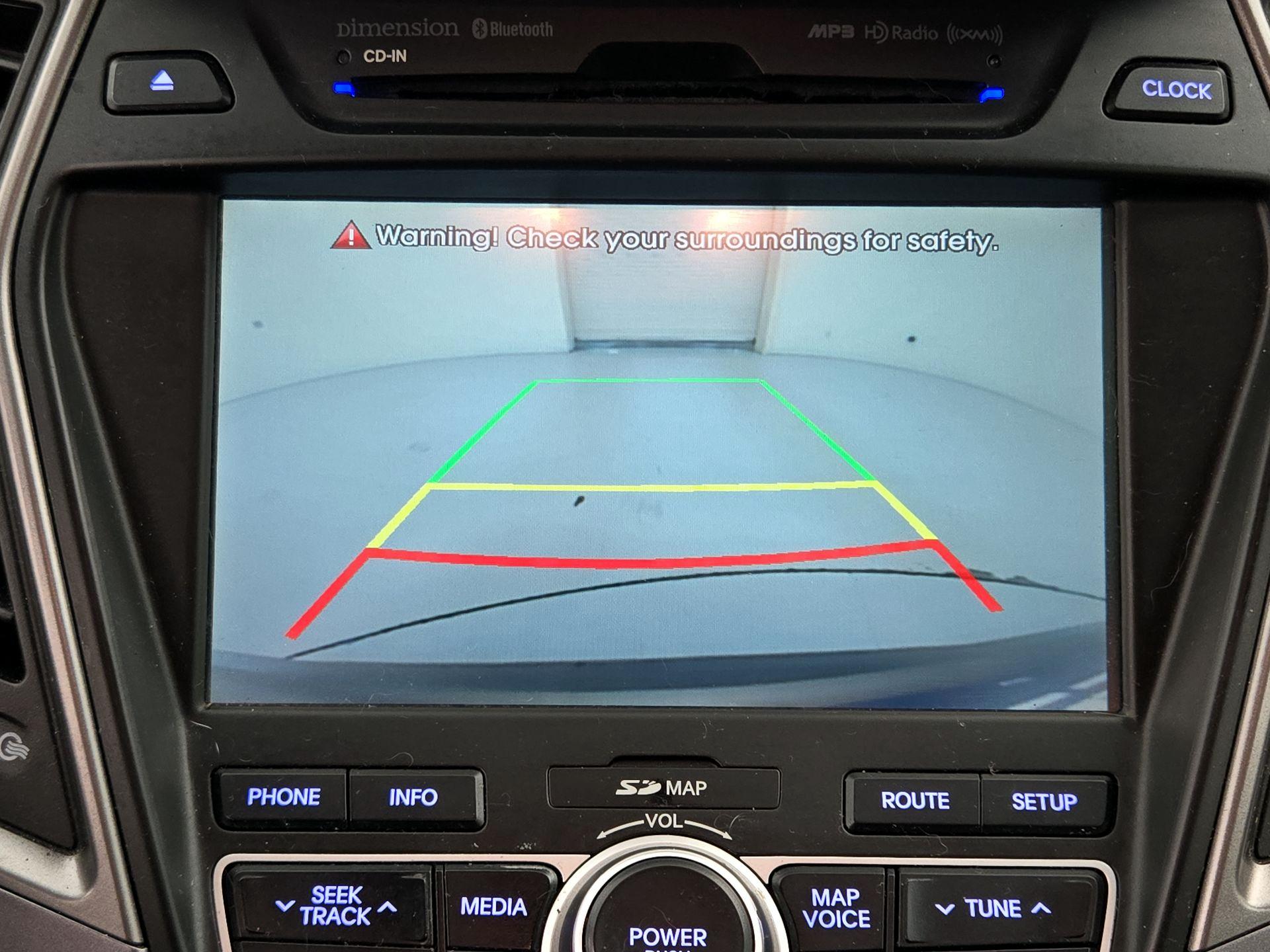 Thumbnail: 2015 Hyundai Santa Fe - 15