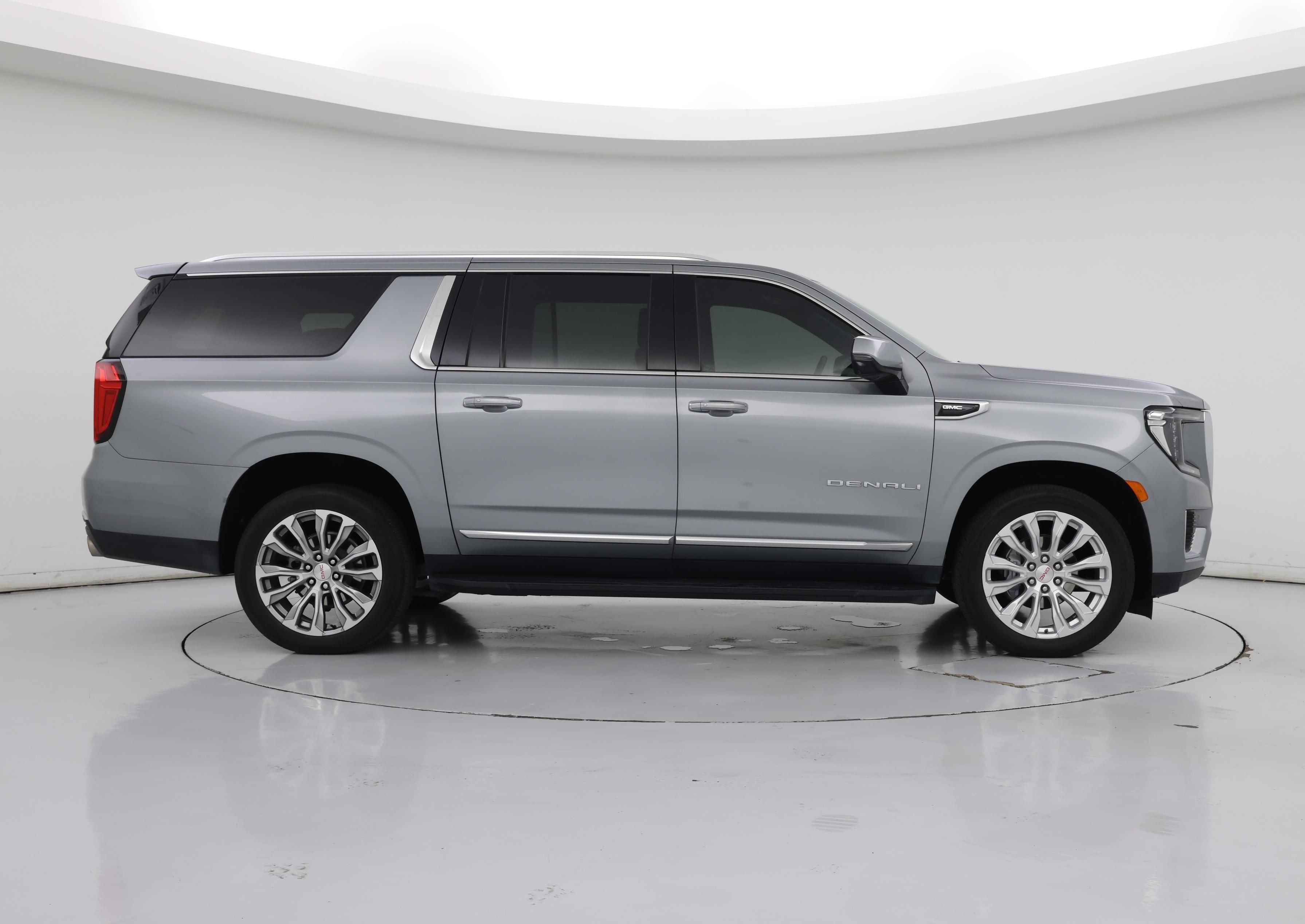 Thumbnail: 2023 GMC Yukon XL - 7