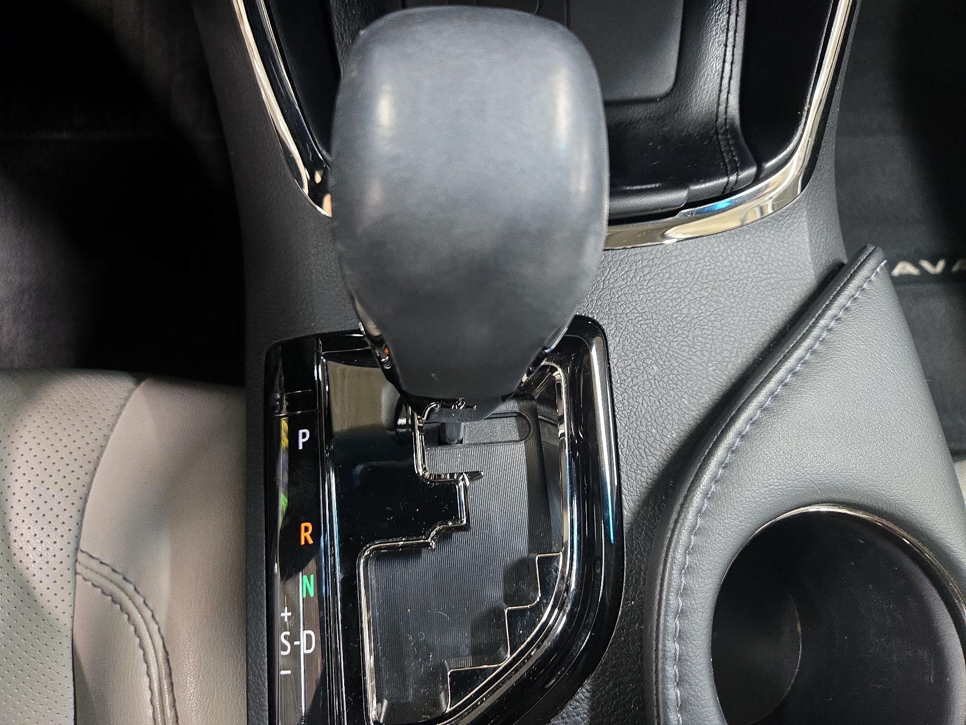 Thumbnail: 2018 Toyota Avalon - 17
