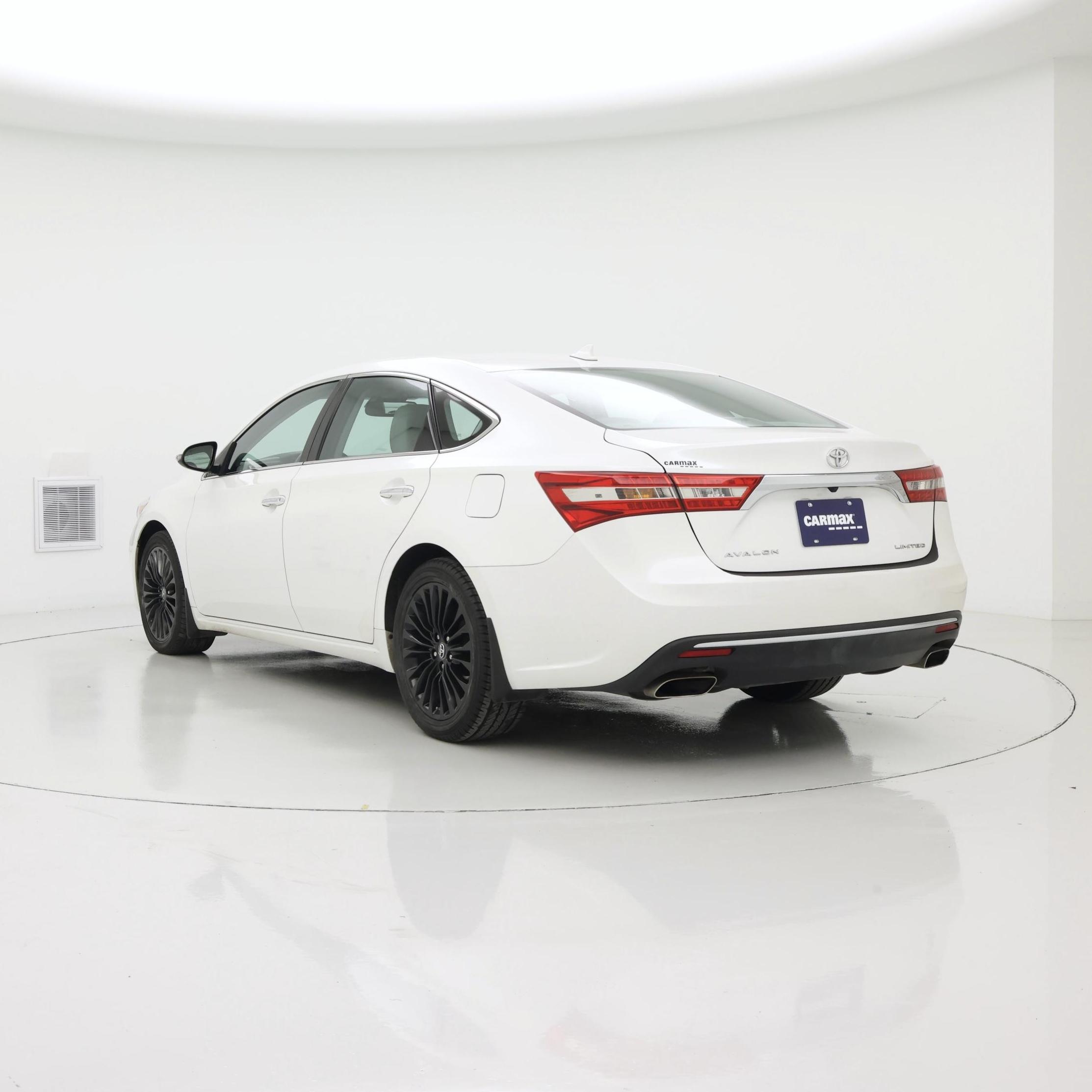 Thumbnail: 2018 Toyota Avalon - 2