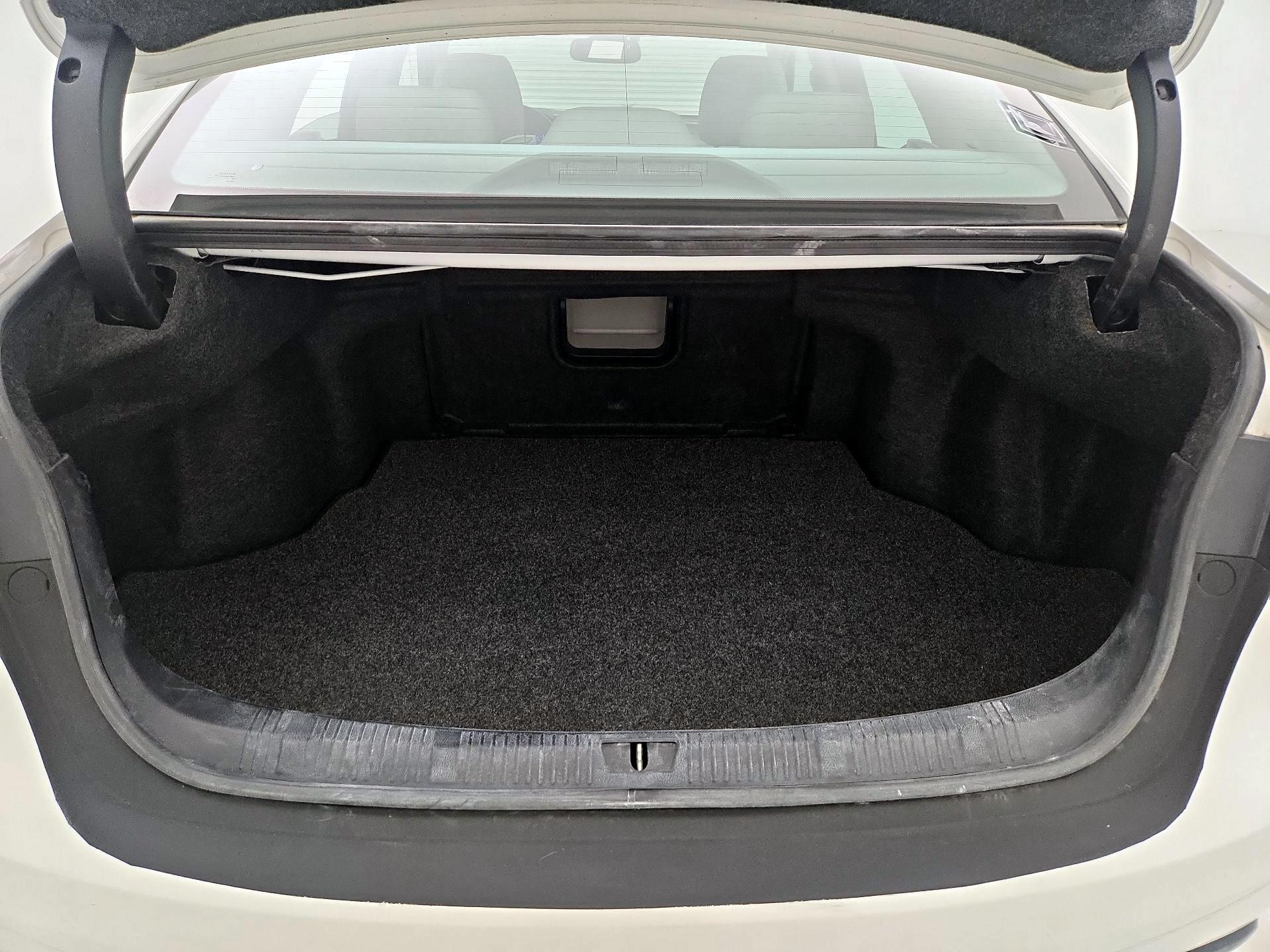 Thumbnail: 2018 Toyota Avalon - 20