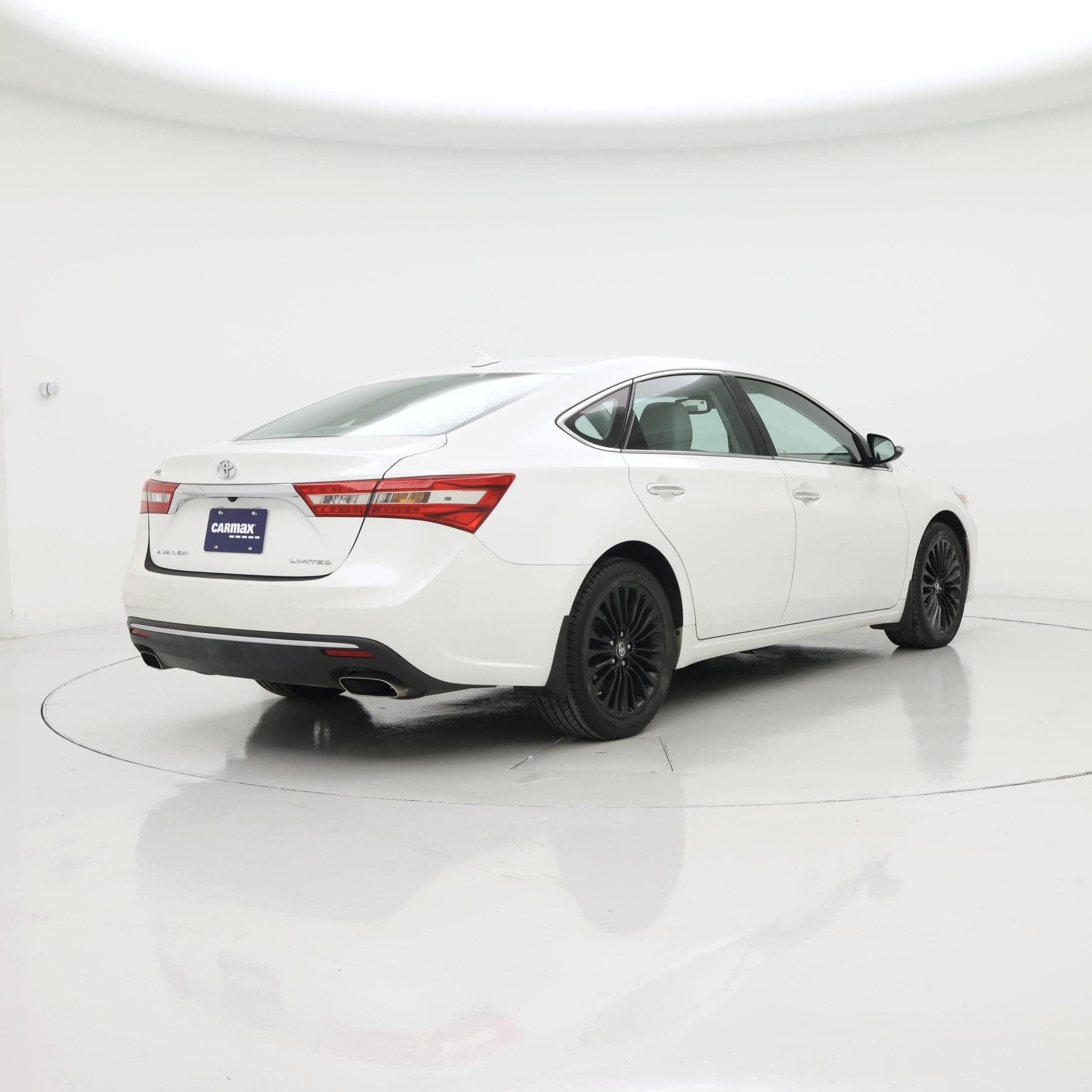 Thumbnail: 2018 Toyota Avalon - 8