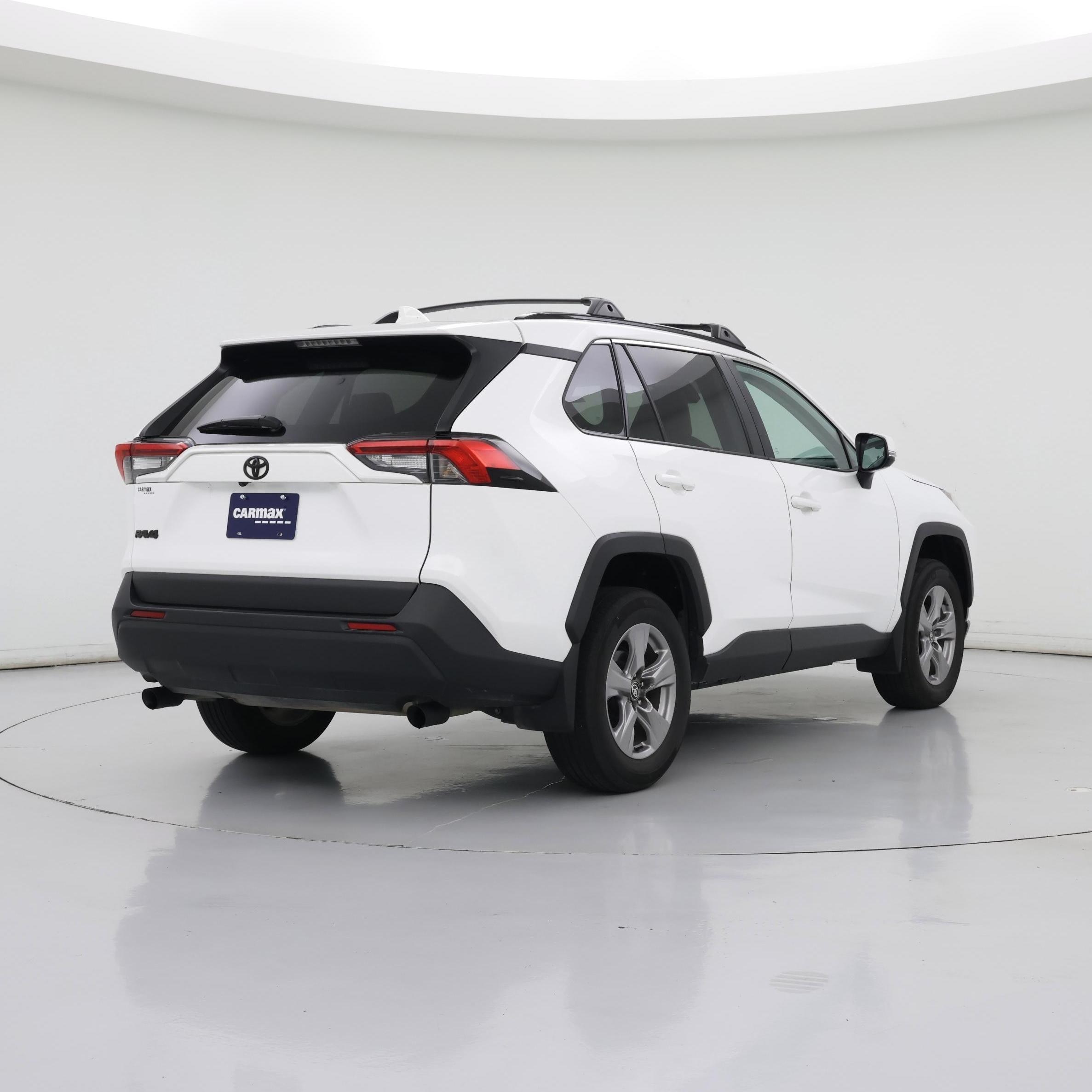 Thumbnail: 2024 Toyota RAV4 - 8